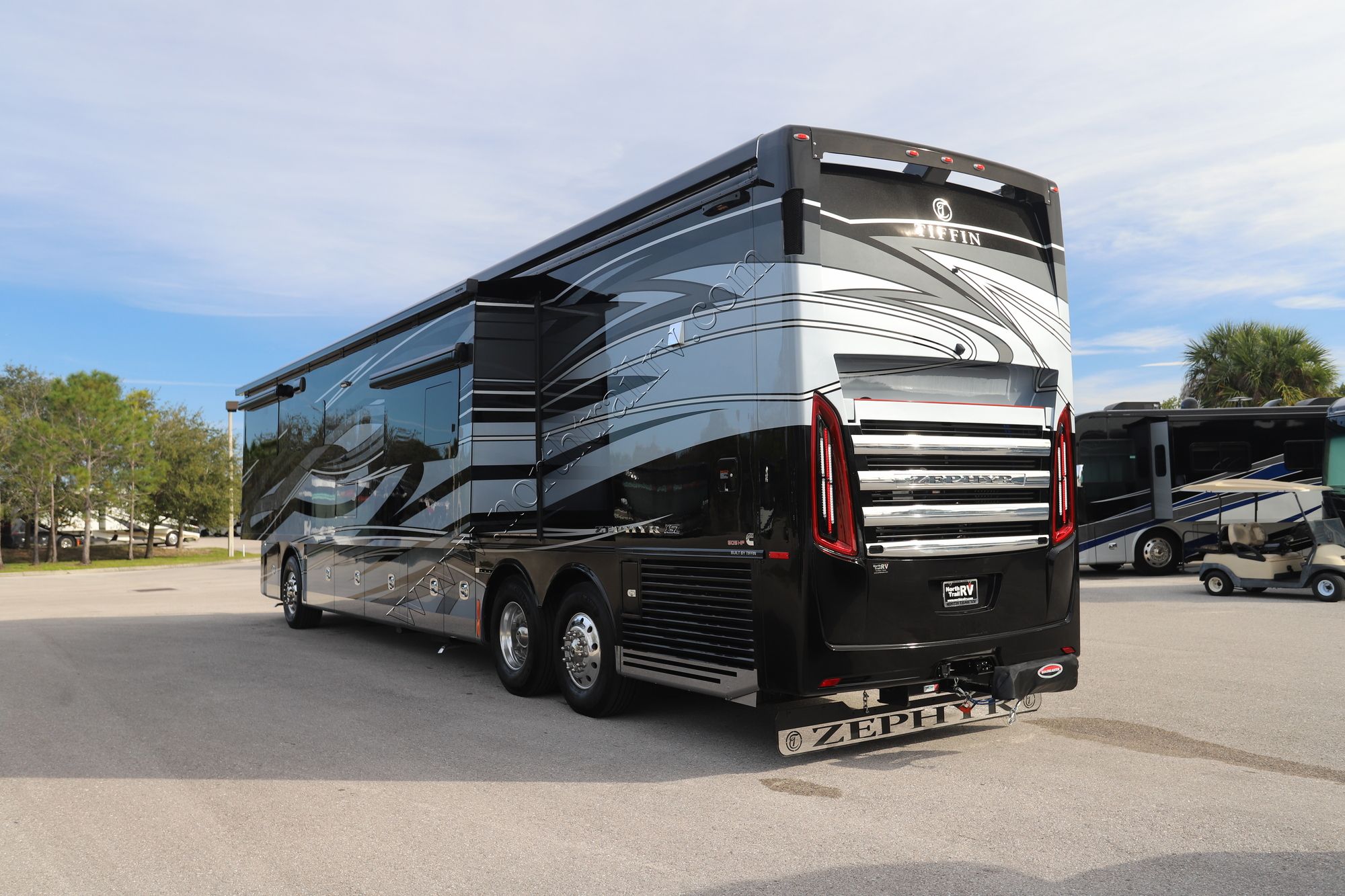 Used 2024 Tiffin Motor Homes Zephyr 45FZ Class A  For Sale