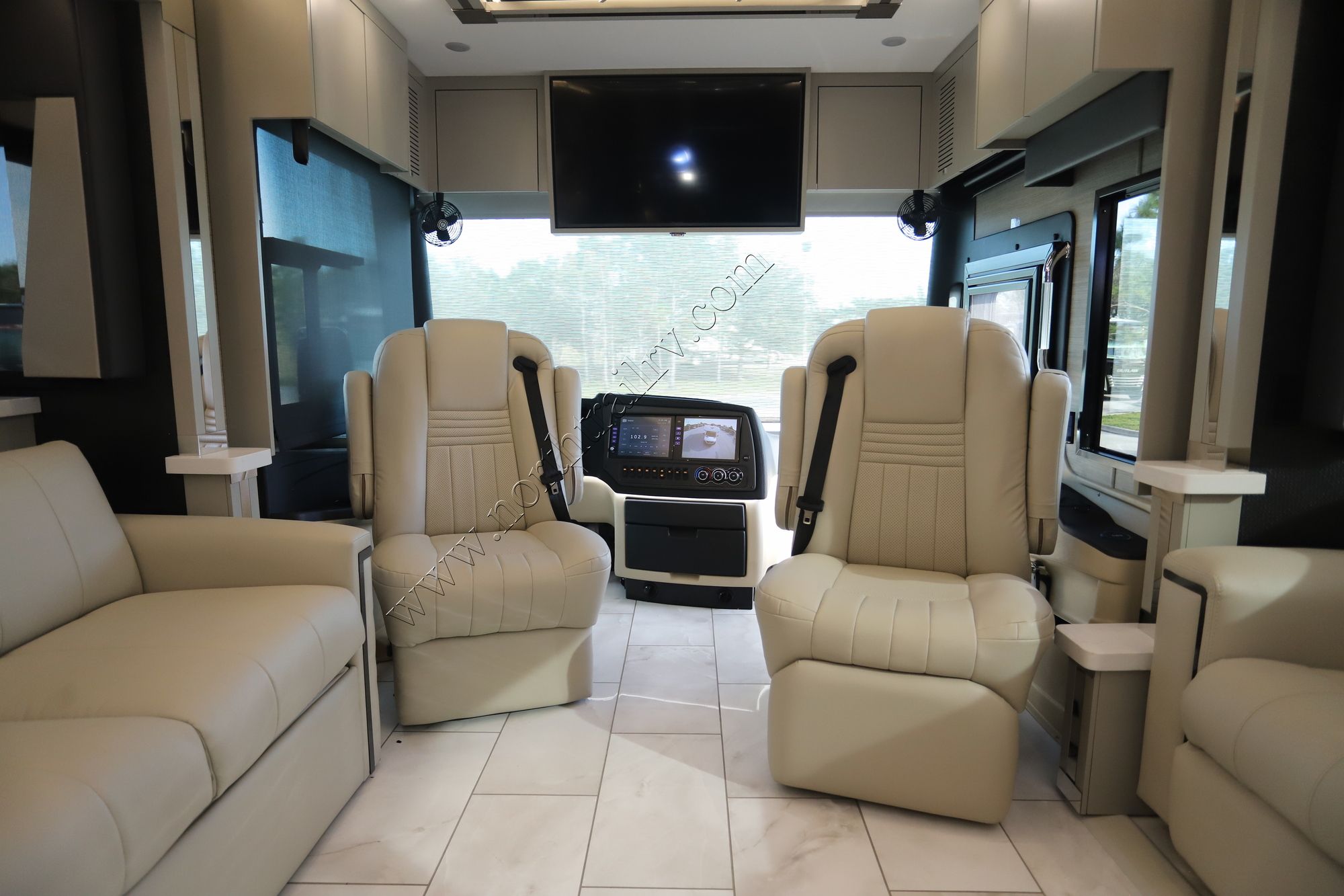 Used 2024 Tiffin Motor Homes Zephyr 45FZ Class A  For Sale