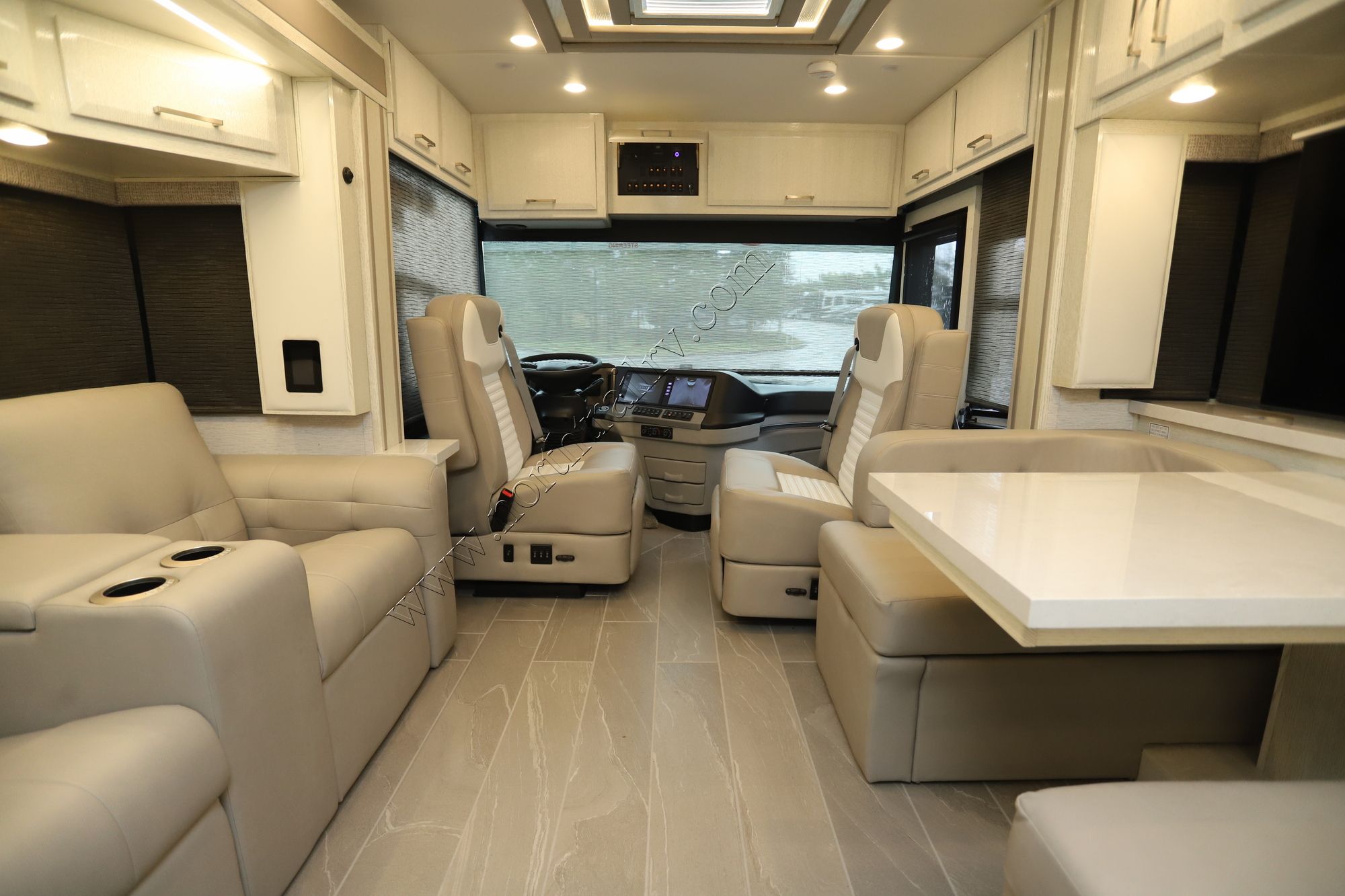 New 2024 Newmar New Aire 3547 Class A  For Sale