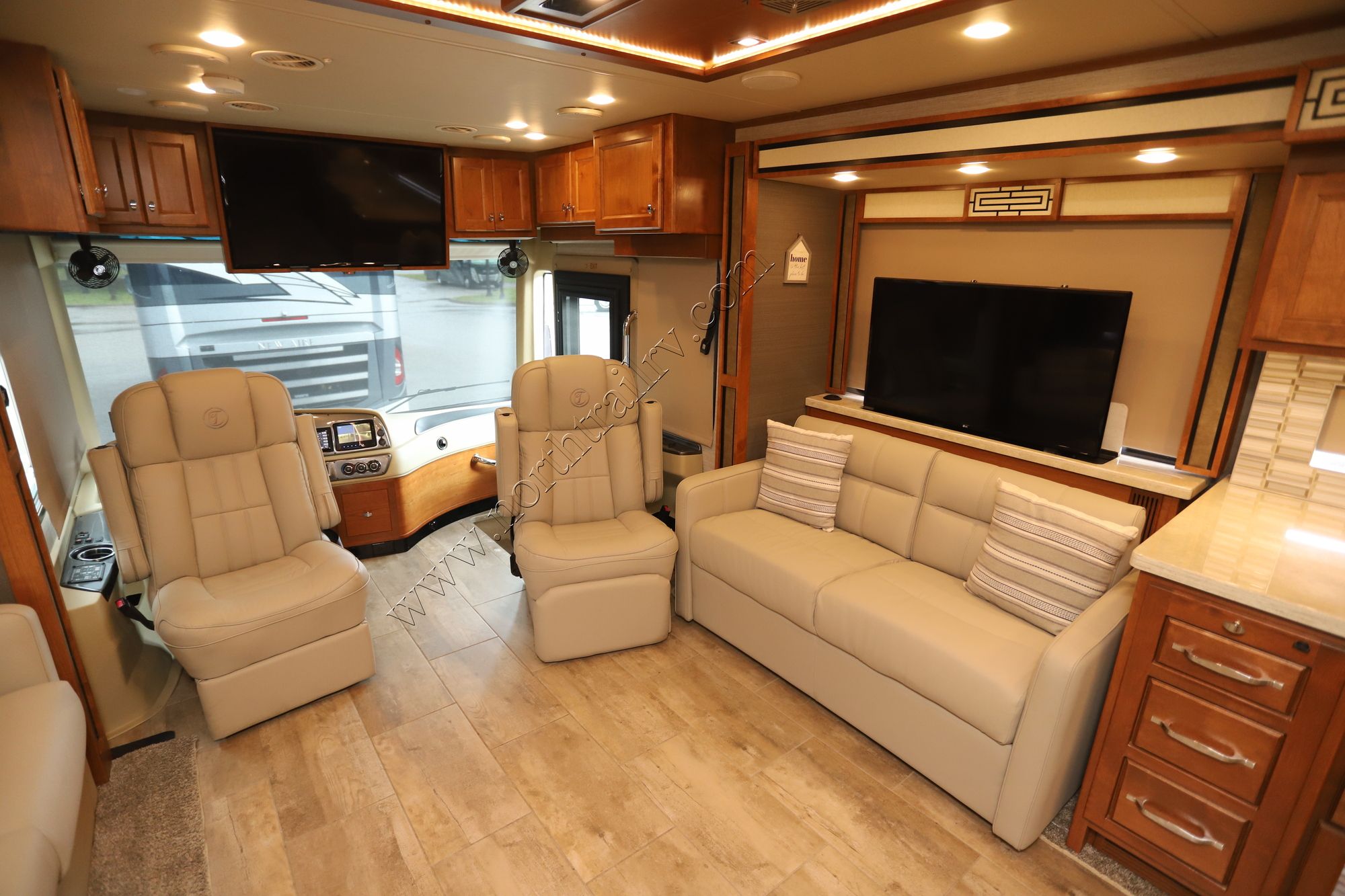 Used 2020 Tiffin Motor Homes Allegro Red 37BA Class A  For Sale