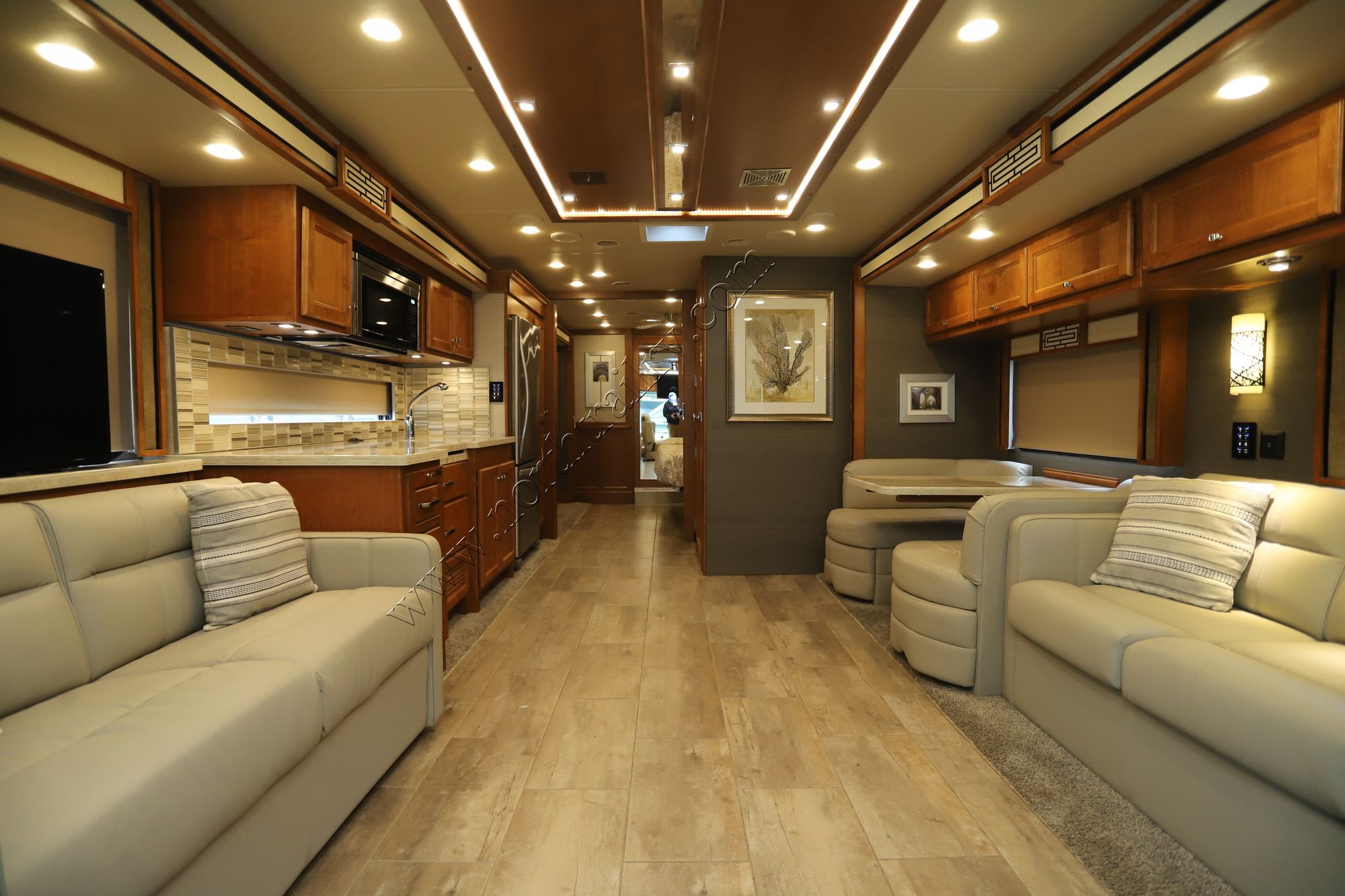 Used 2020 Tiffin Motor Homes Allegro Red 37BA Class A  For Sale