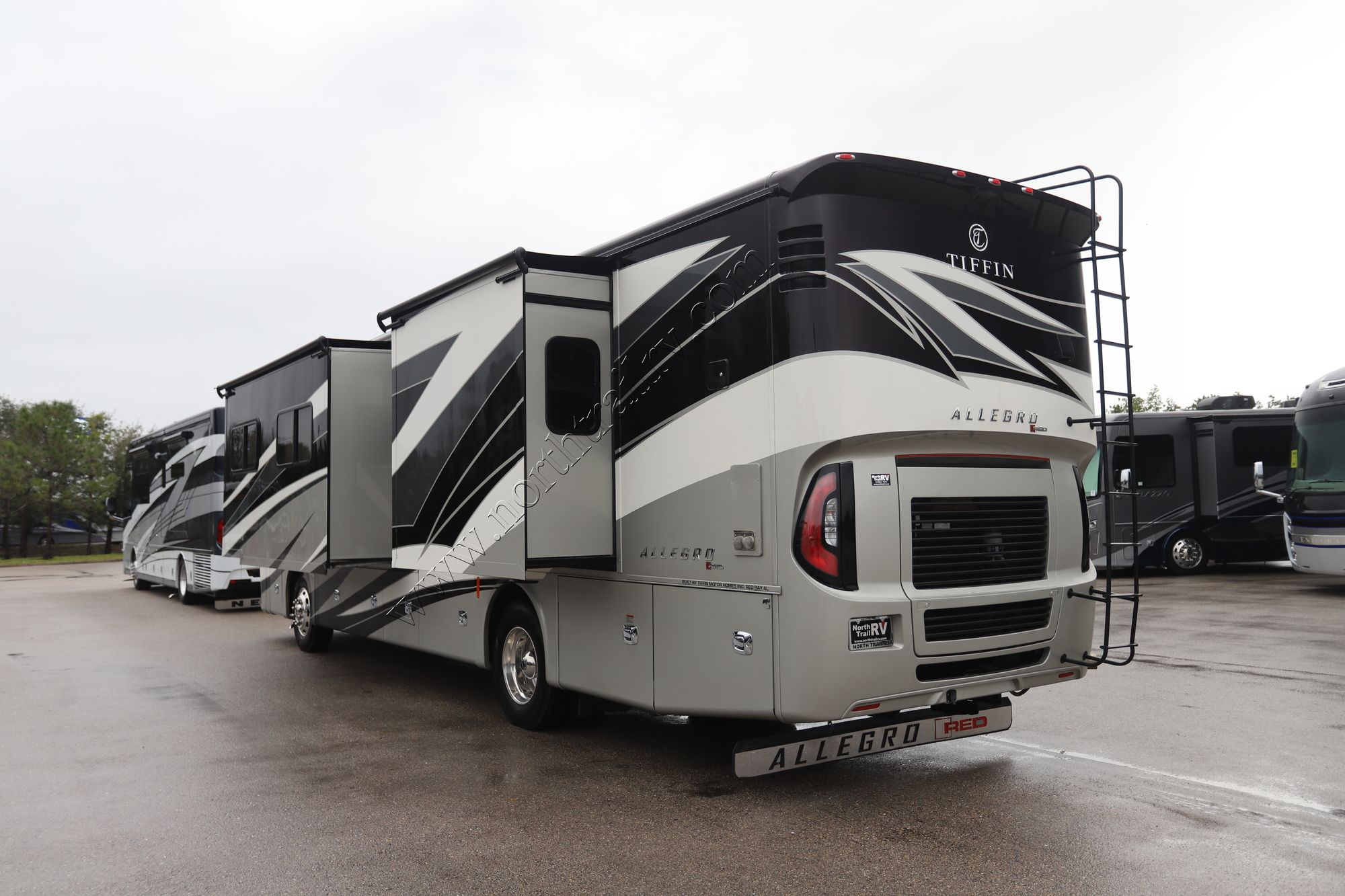 Used 2020 Tiffin Motor Homes Allegro Red 37BA Class A  For Sale