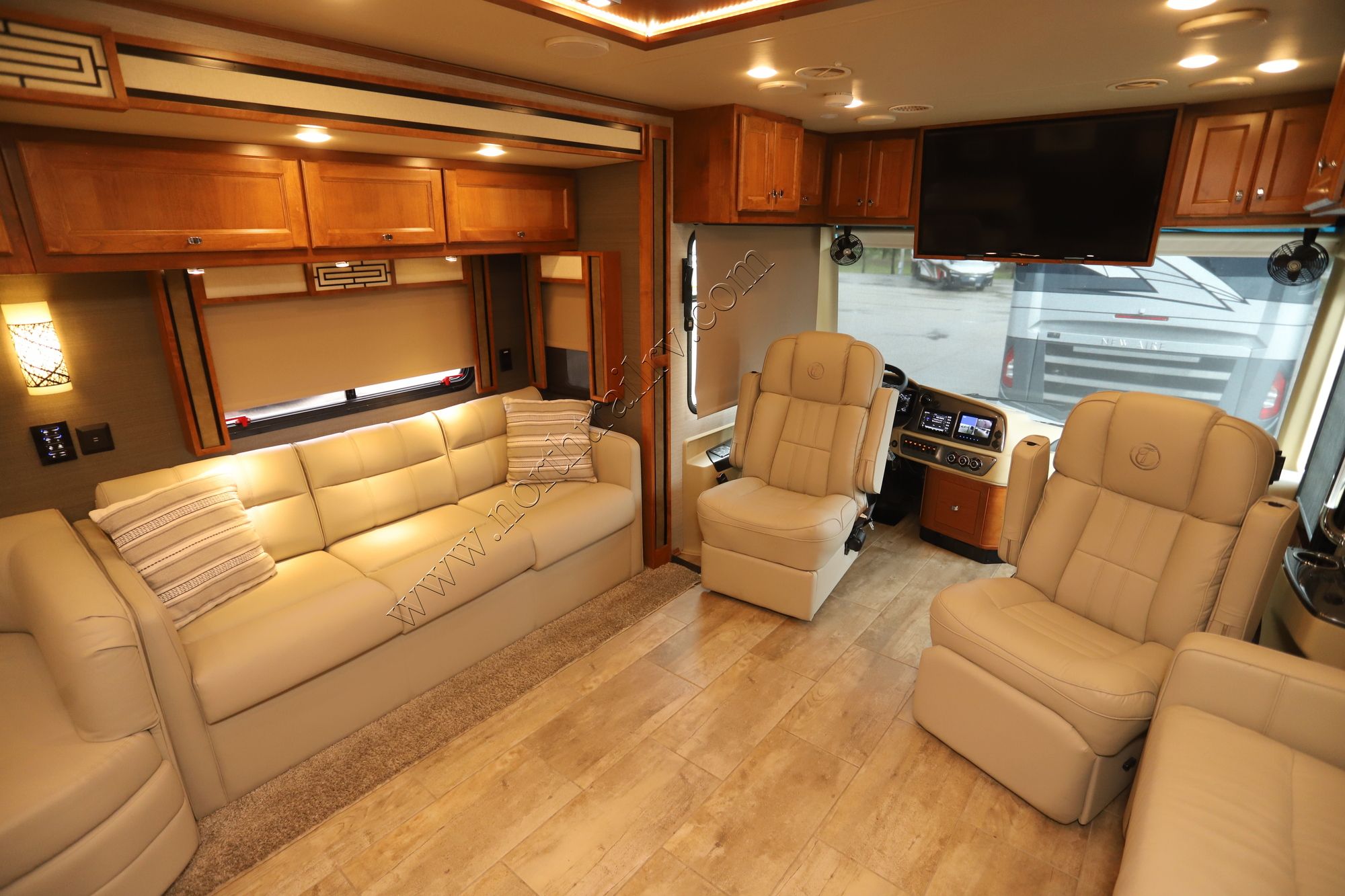 Used 2020 Tiffin Motor Homes Allegro Red 37BA Class A  For Sale