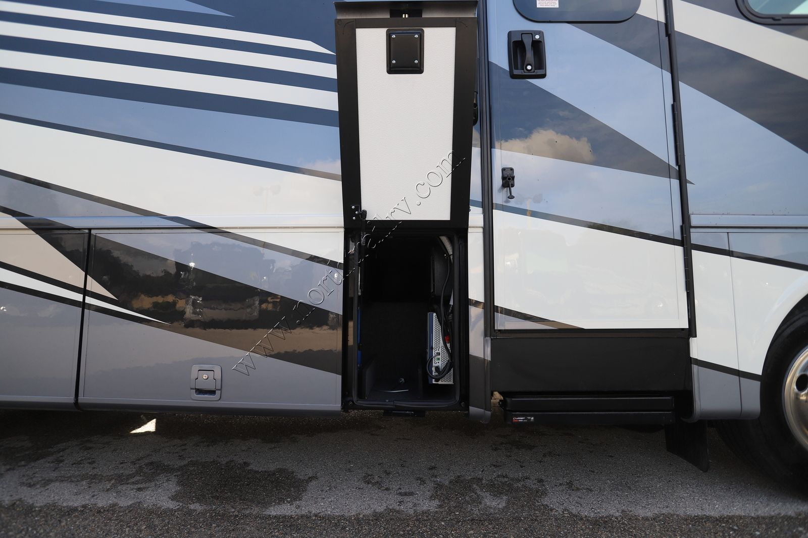 Front Engine Diesel Rv Newmar Motorhomes For Sale | North Trail RV Center