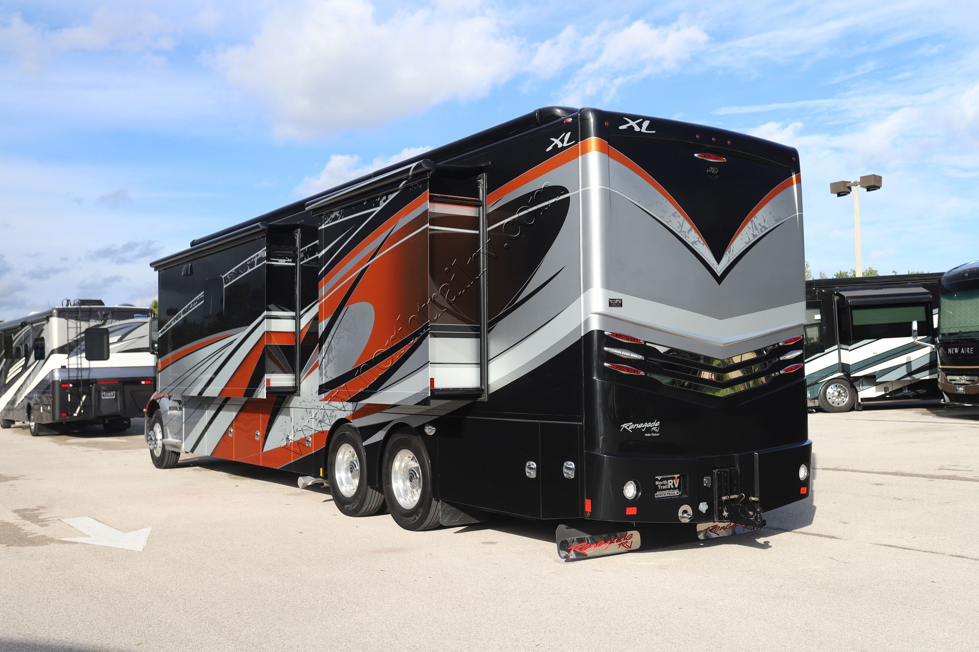 Used 2023 Renegade Rv Xl 43DB Super C  For Sale