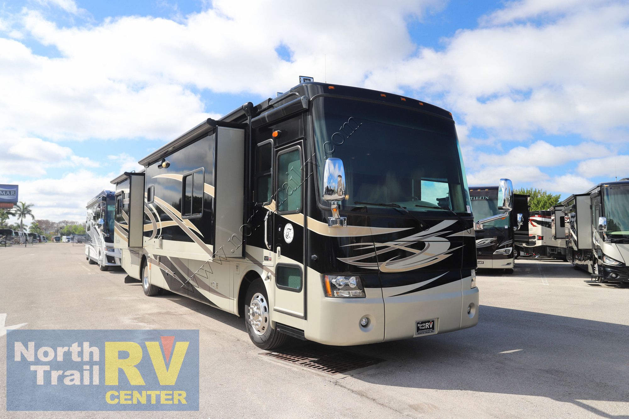 Used 2009 Tiffin Motor Homes Phaeton 40QTH Class A  For Sale