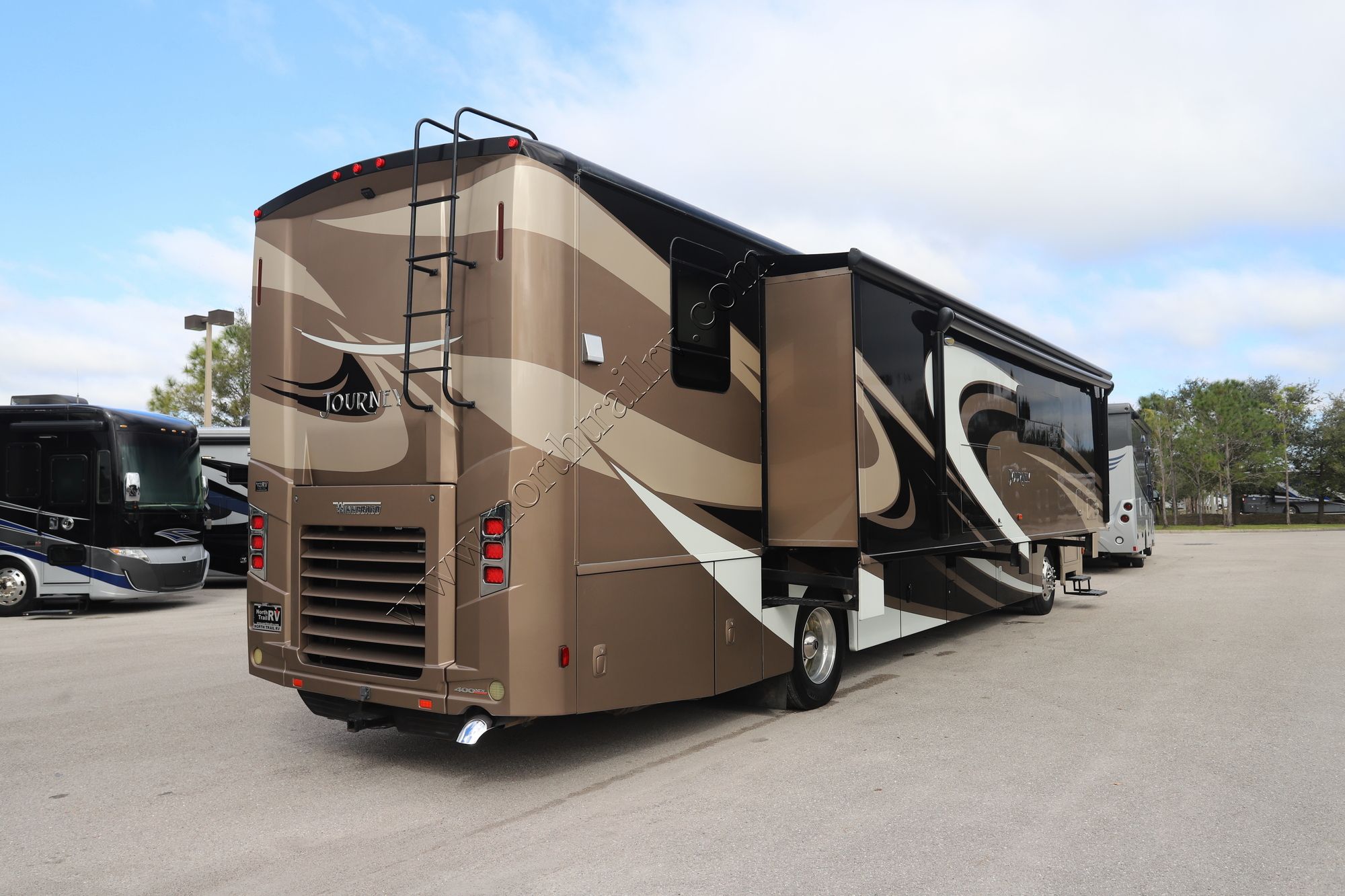 Used 2017 Winnebago Journey 40R Class A  For Sale