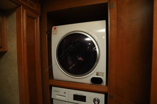 2009 Tiffin Motor Homes Phaeton 40QTH
