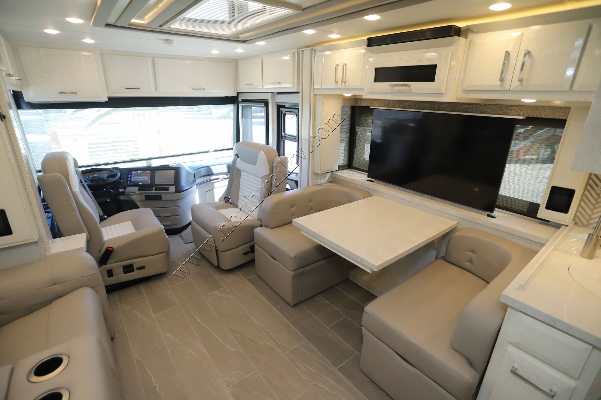 New 2024 Newmar New Aire 3543 Class A  For Sale