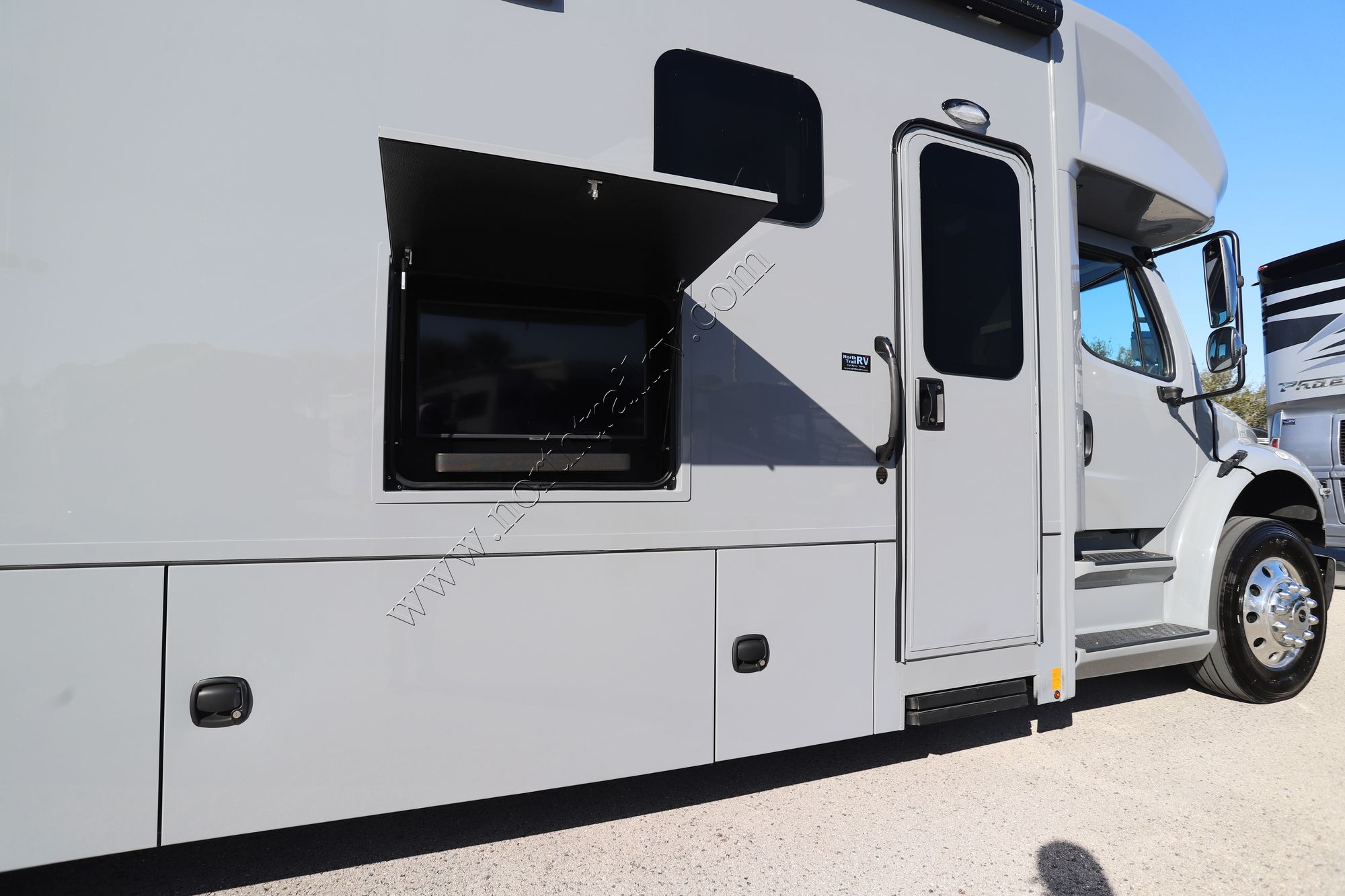 New 2024 Renegade Rv Verona 36VSB Super C  For Sale