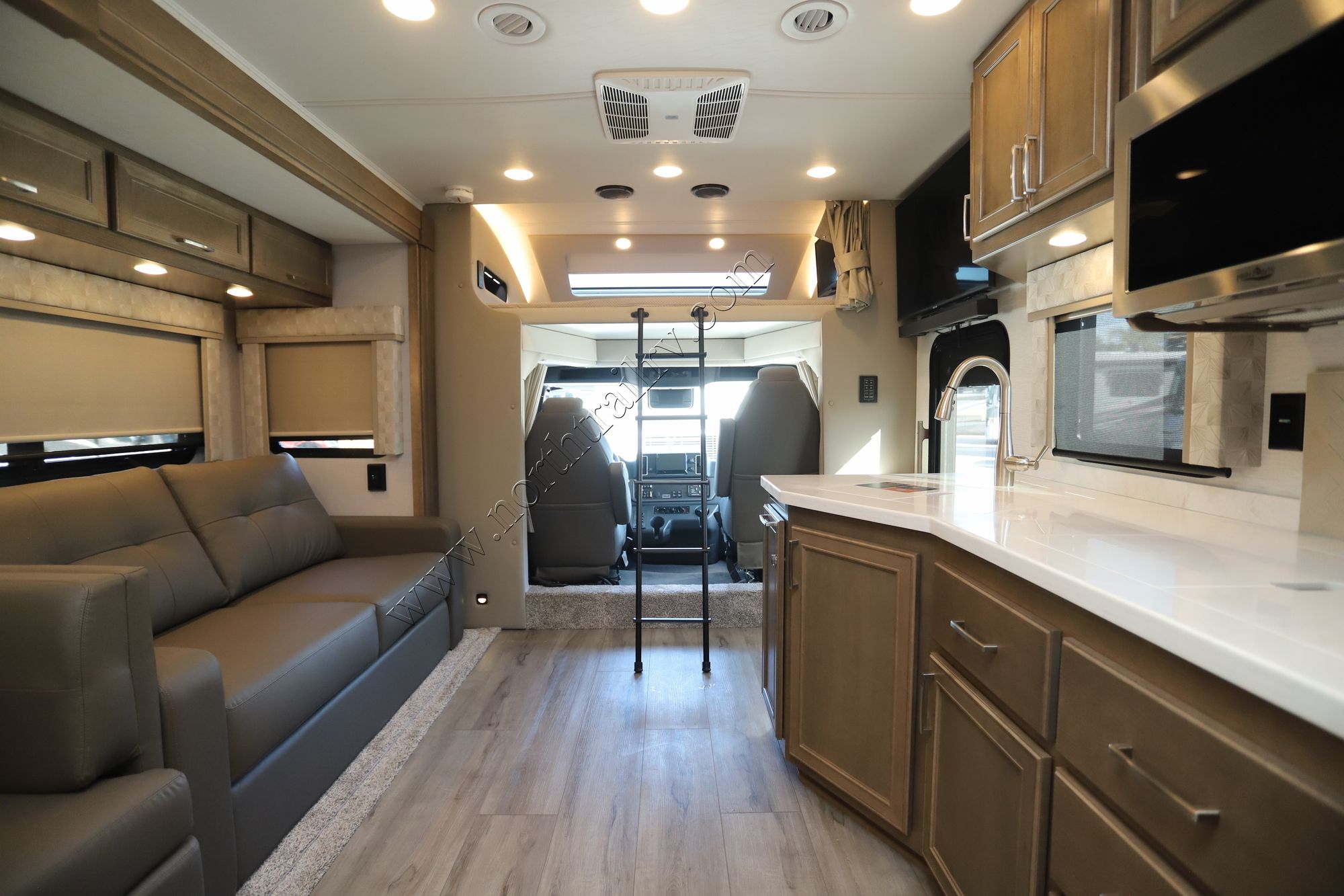 New 2024 Renegade Rv Verona 36VSB Super C  For Sale