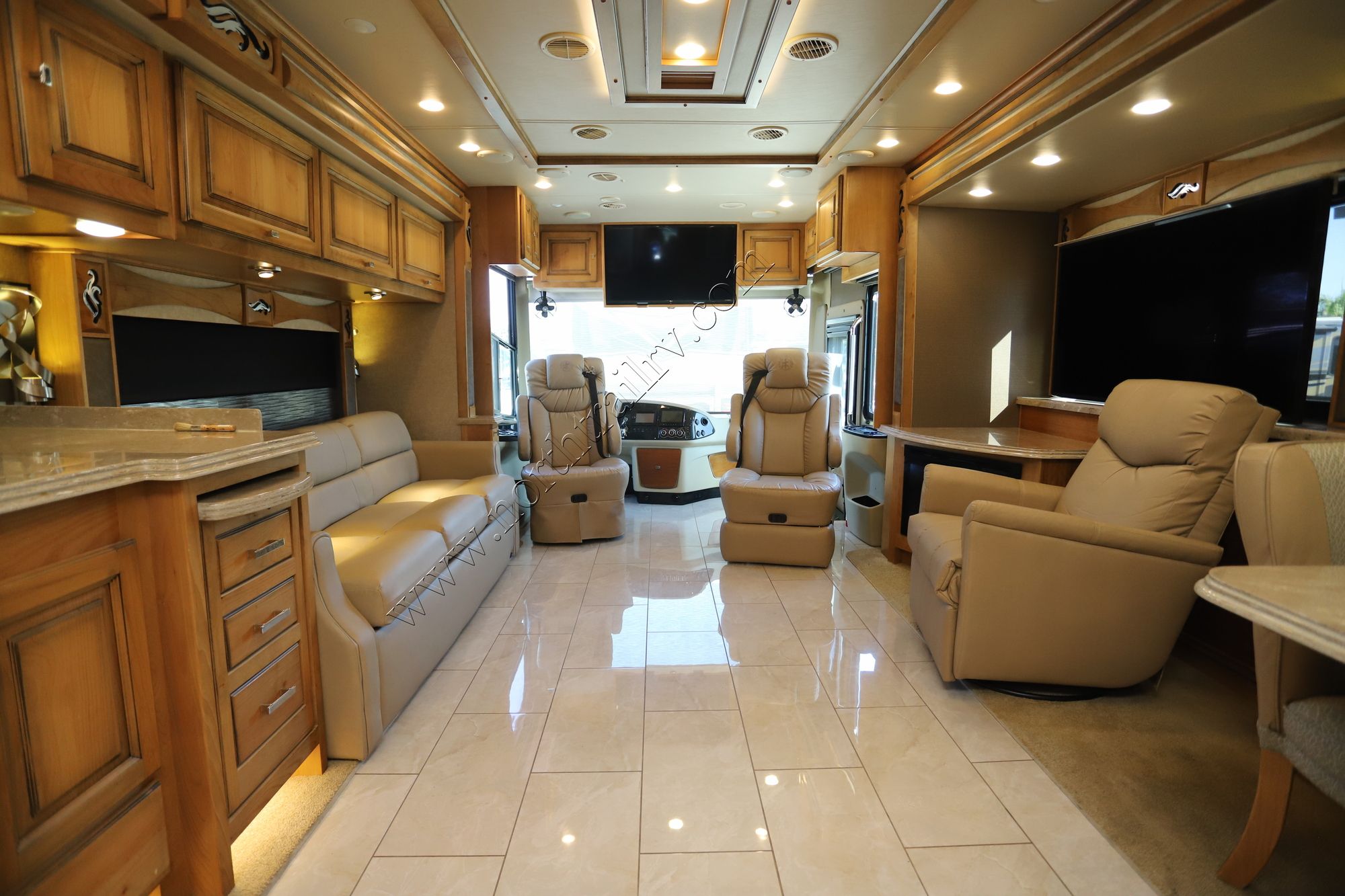 Used 2018 Tiffin Motor Homes Phaeton 40IH Class A  For Sale