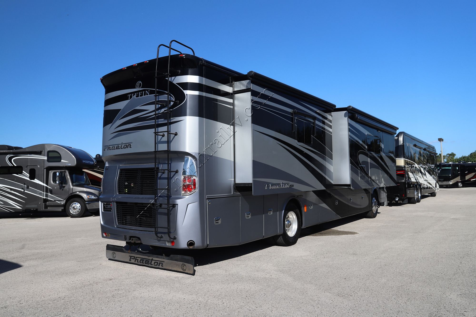 Used 2018 Tiffin Motor Homes Phaeton 40IH Class A  For Sale