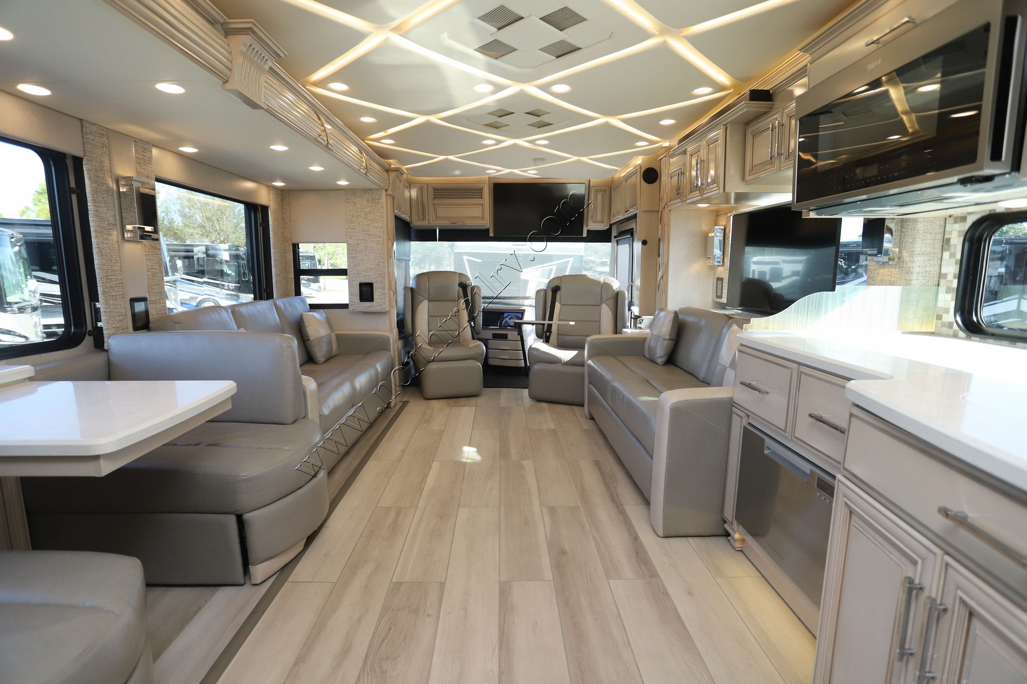 Used 2022 Newmar Mountain Aire 4535 Class A  For Sale