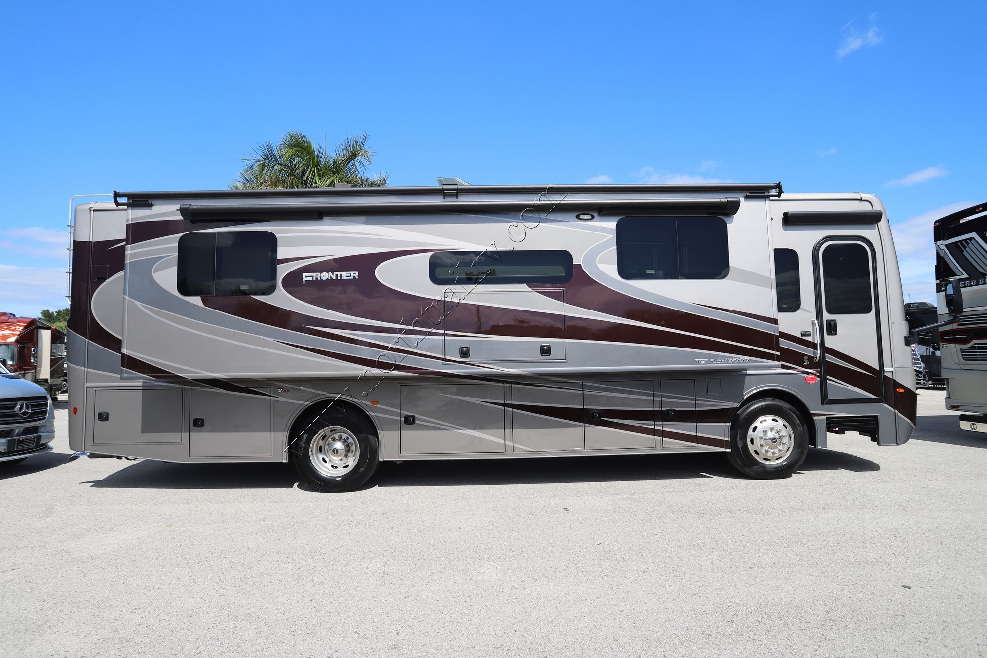 Used 2023 Fleetwood Frontier 34GT Class A  For Sale