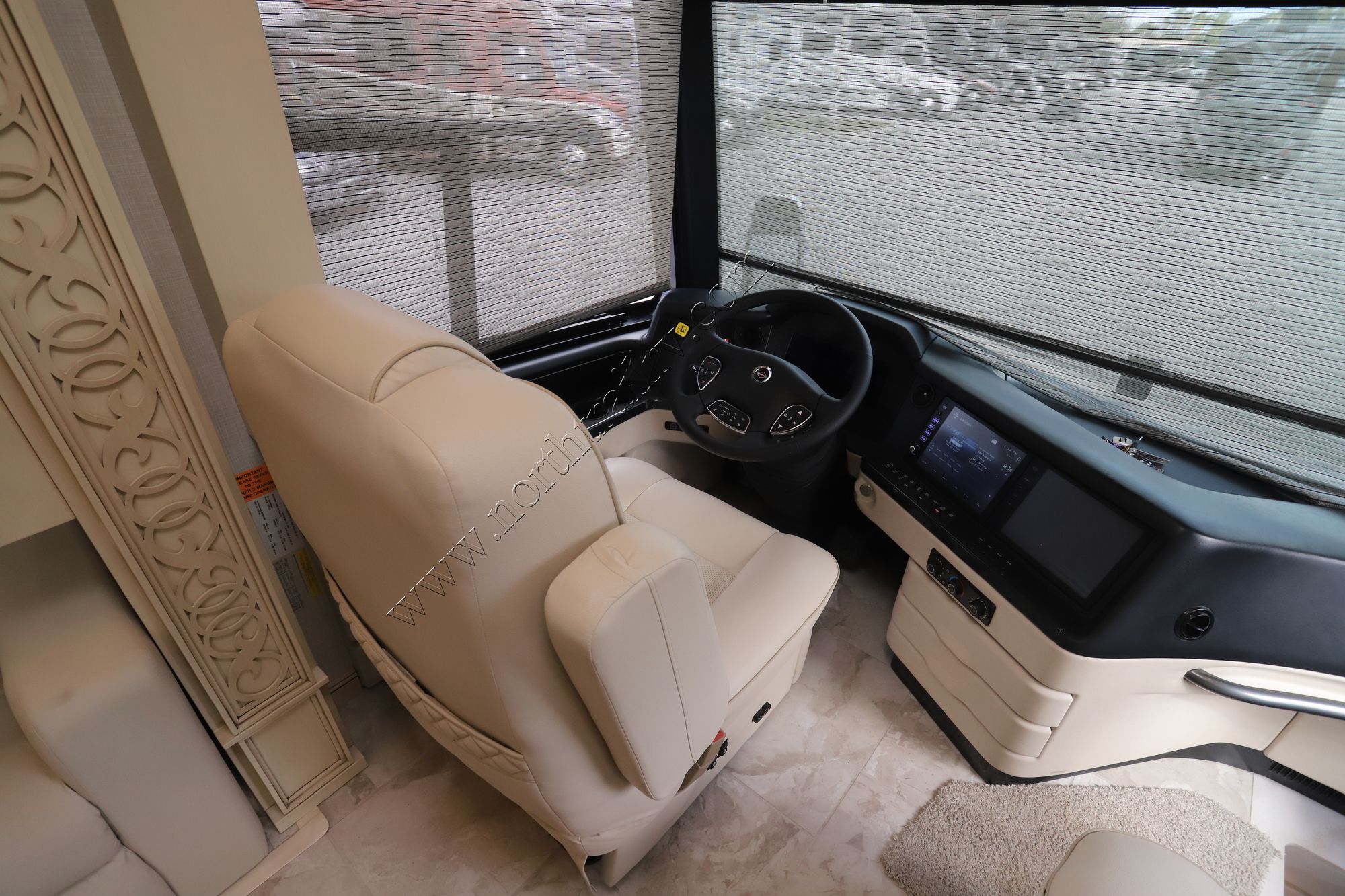 New 2024 Newmar Essex 4595 Class A  For Sale