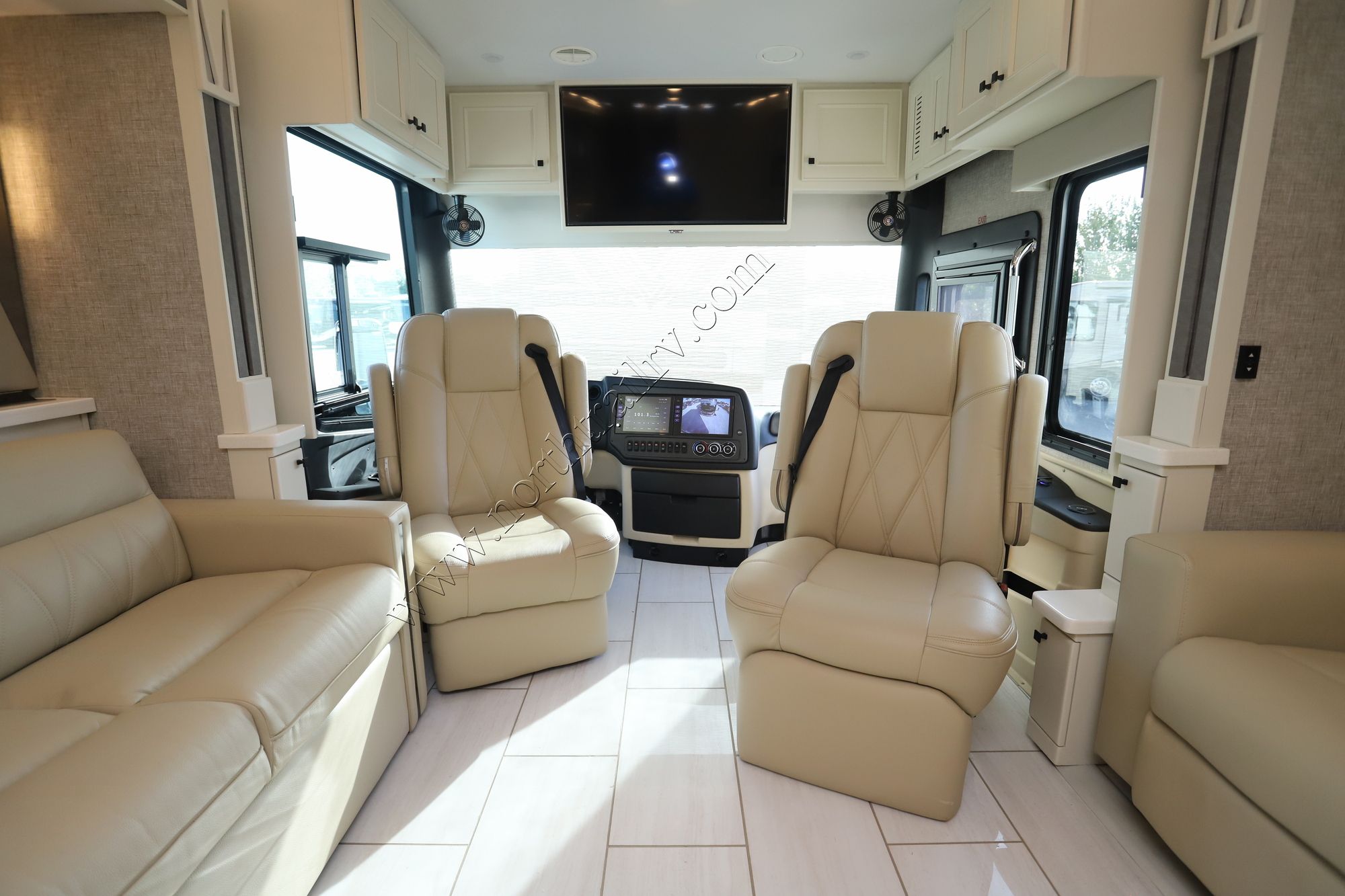 New 2024 Tiffin Motor Homes Allegro Bus 45FP Class A  For Sale