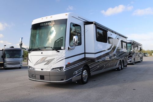2024 Tiffin Motor Homes Allegro Bus 45FP Class A