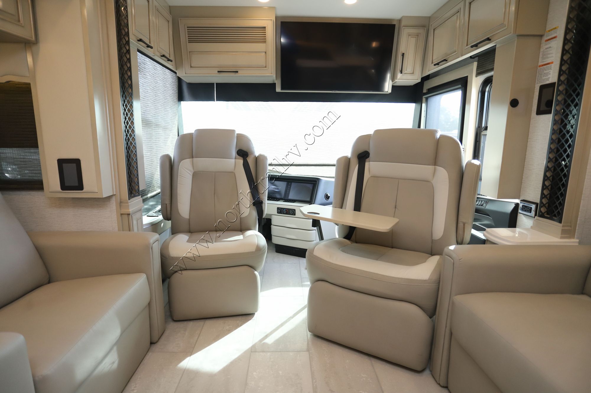 New 2024 Newmar London Aire 4569 Class A  For Sale