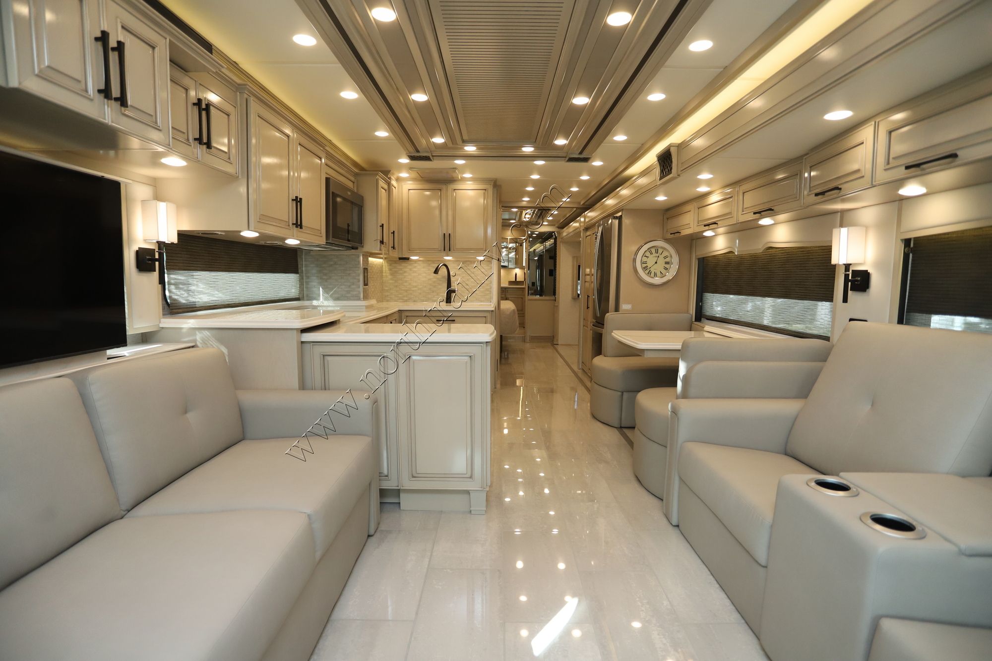 New 2024 Newmar London Aire 4569 Class A  For Sale