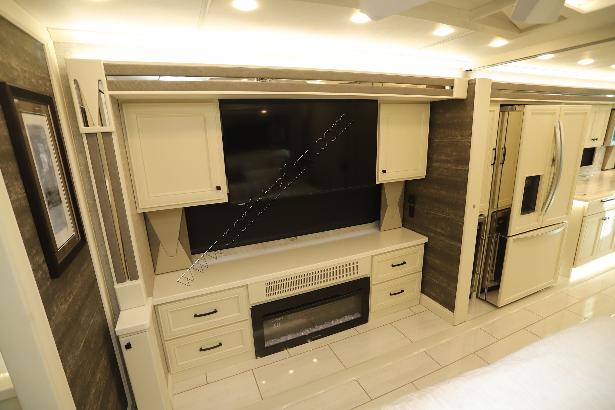 New 2024 Tiffin Motor Homes Allegro Bus 45FP Class A  For Sale