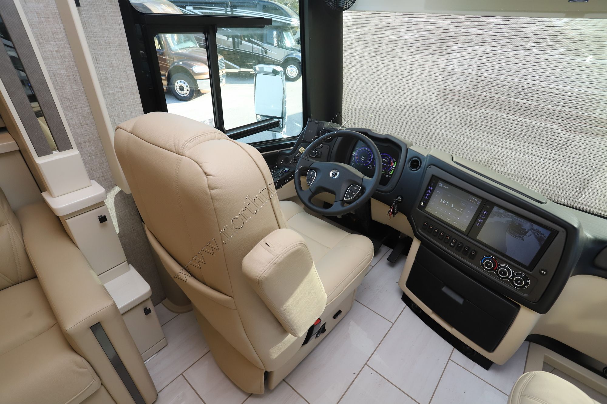 New 2024 Tiffin Motor Homes Allegro Bus 45FP Class A  For Sale