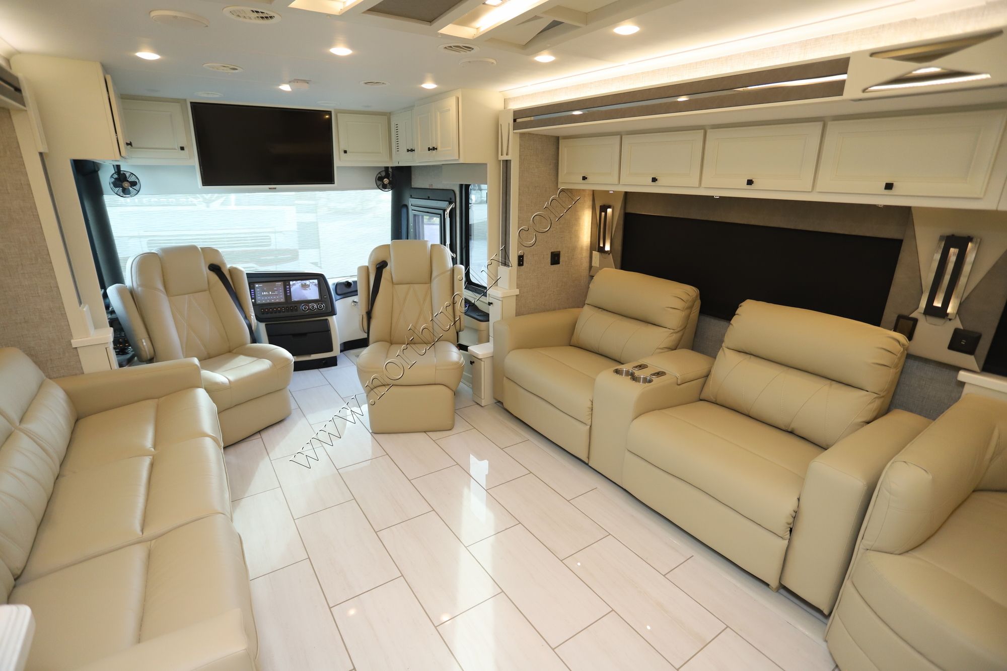 New 2024 Tiffin Motor Homes Allegro Bus 45FP Class A  For Sale