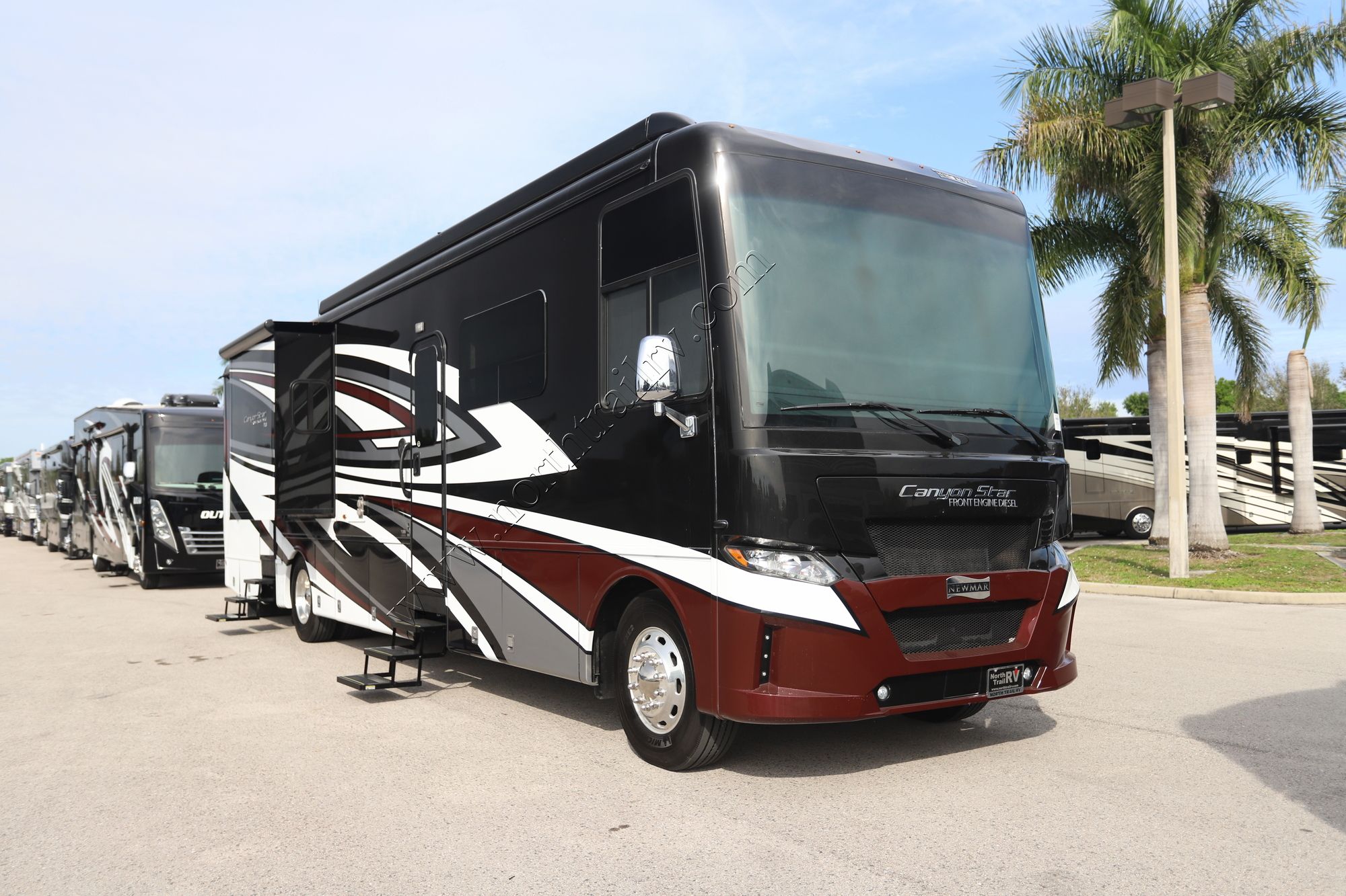 Used 2022 Newmar Canyon Star 3927 Class A  For Sale