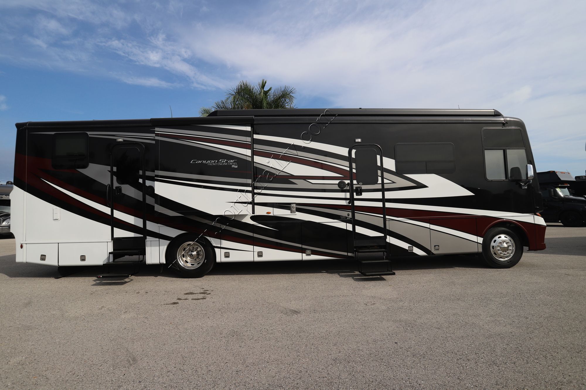 Used 2022 Newmar Canyon Star 3927 Class A  For Sale