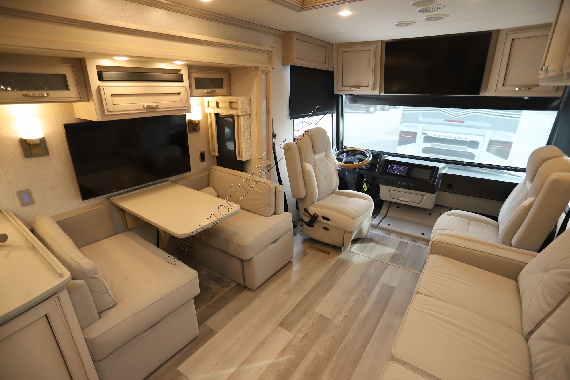 Used 2022 Newmar Canyon Star 3927 Class A  For Sale