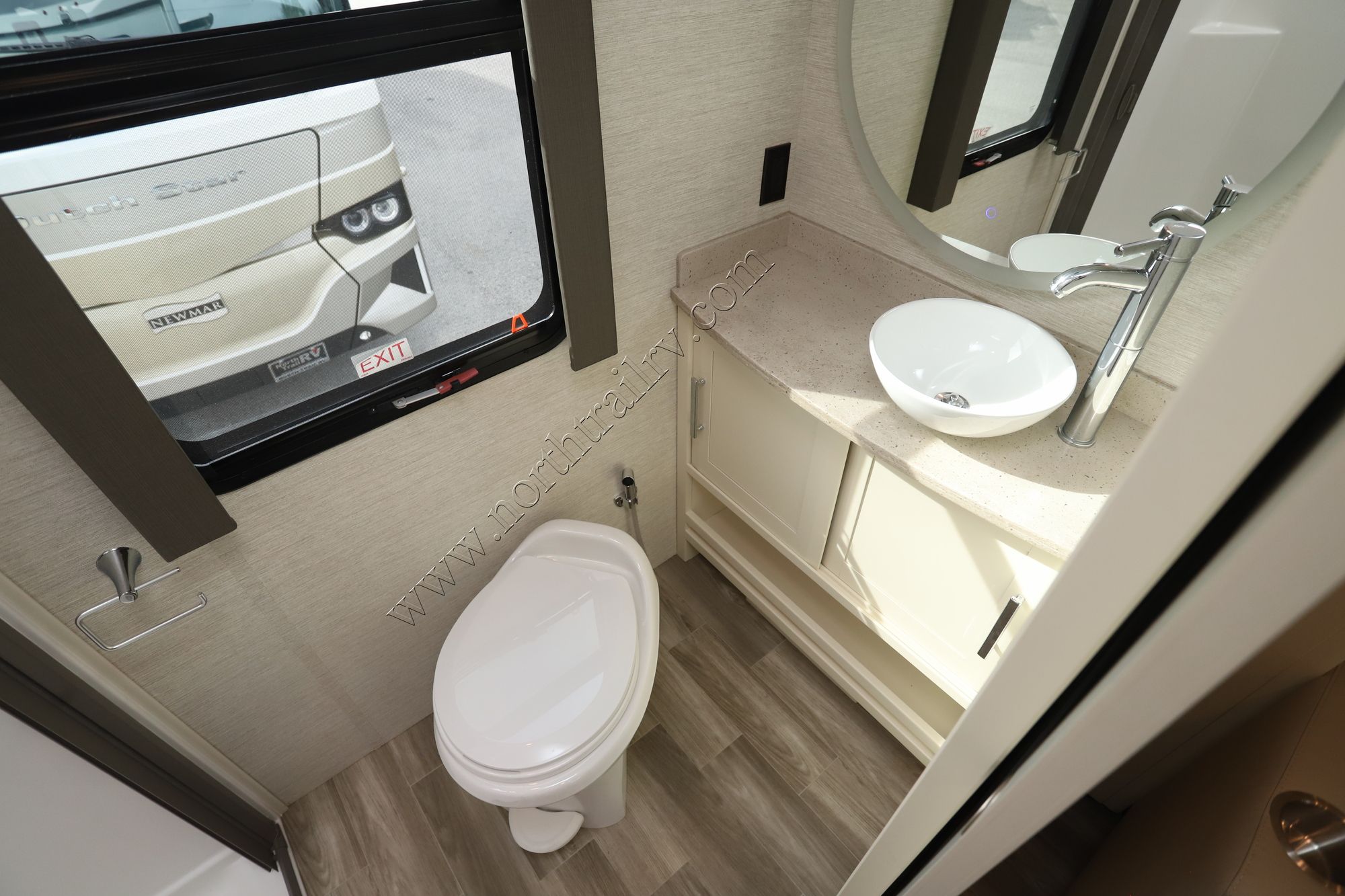 Used 2023 Tiffin Motor Homes Wayfarer 25RW Class C  For Sale