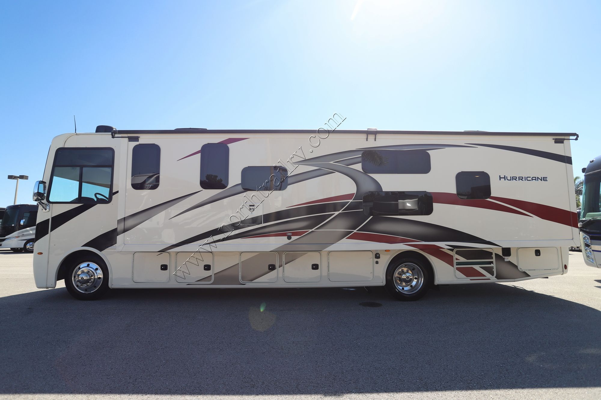 Used 2022 Thor Hurricane 34J Class A  For Sale