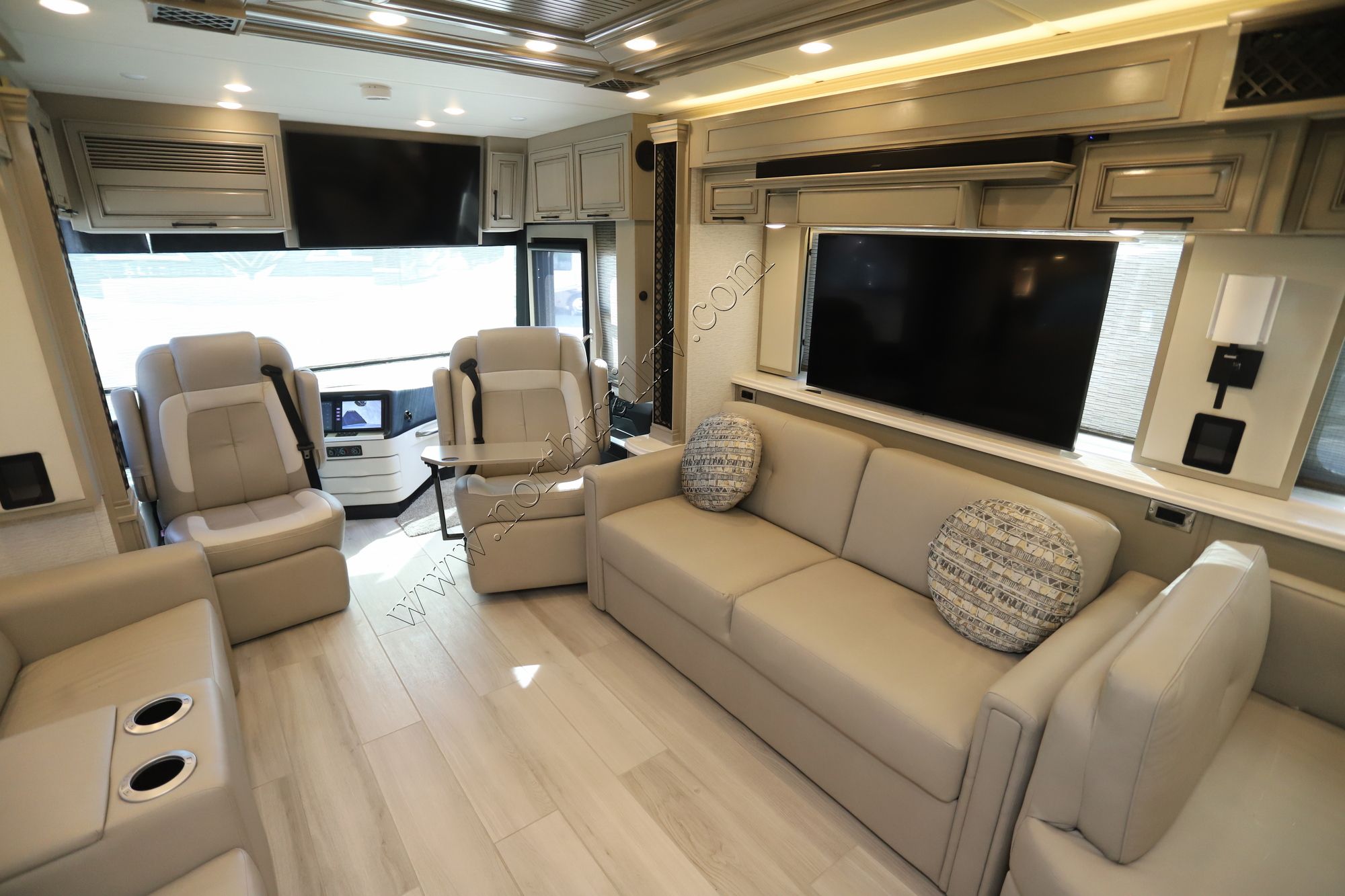 New 2024 Newmar London Aire 4521 Class A  For Sale