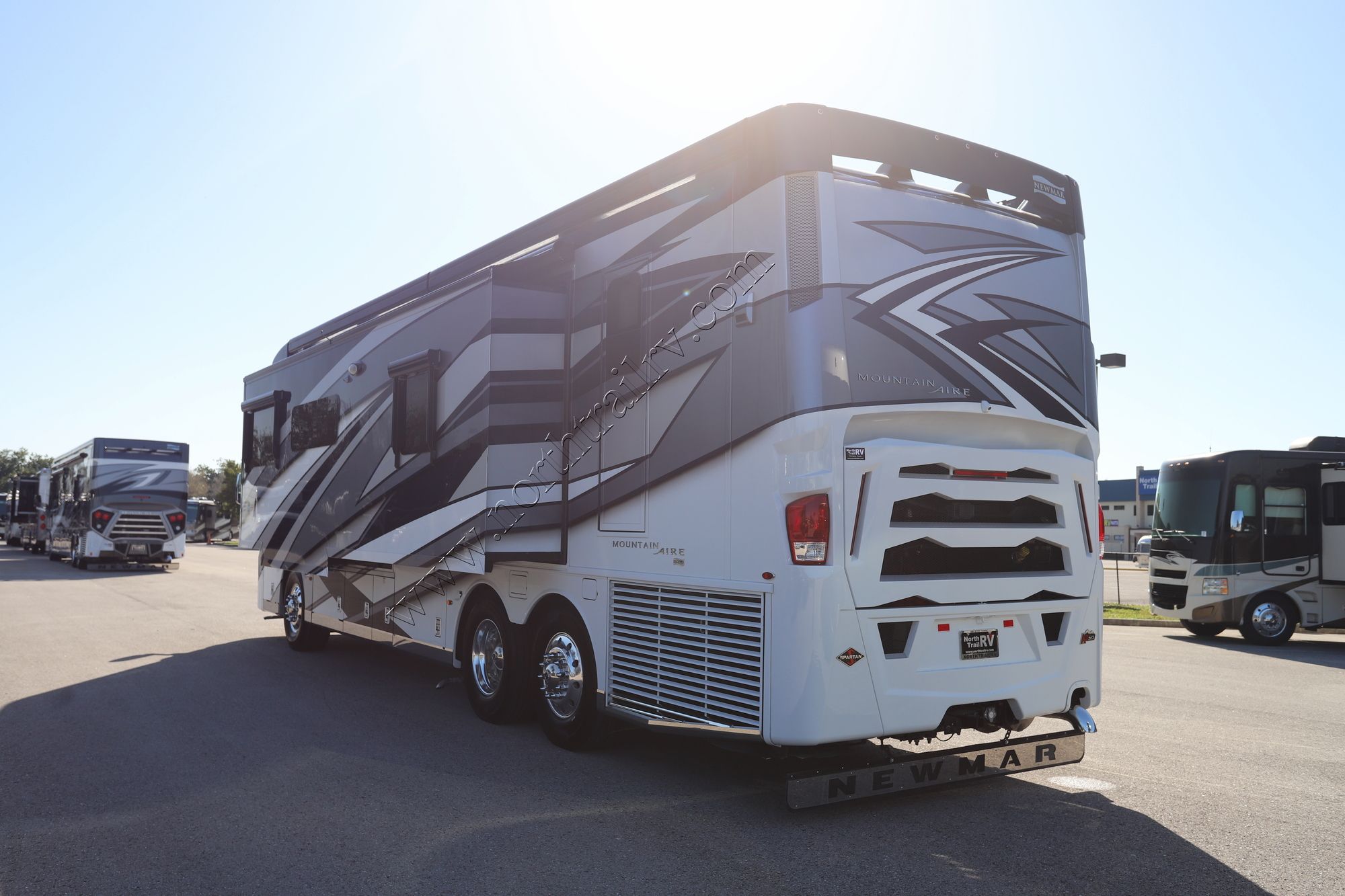 New 2024 Newmar Mountain Aire 3825 Class A  For Sale