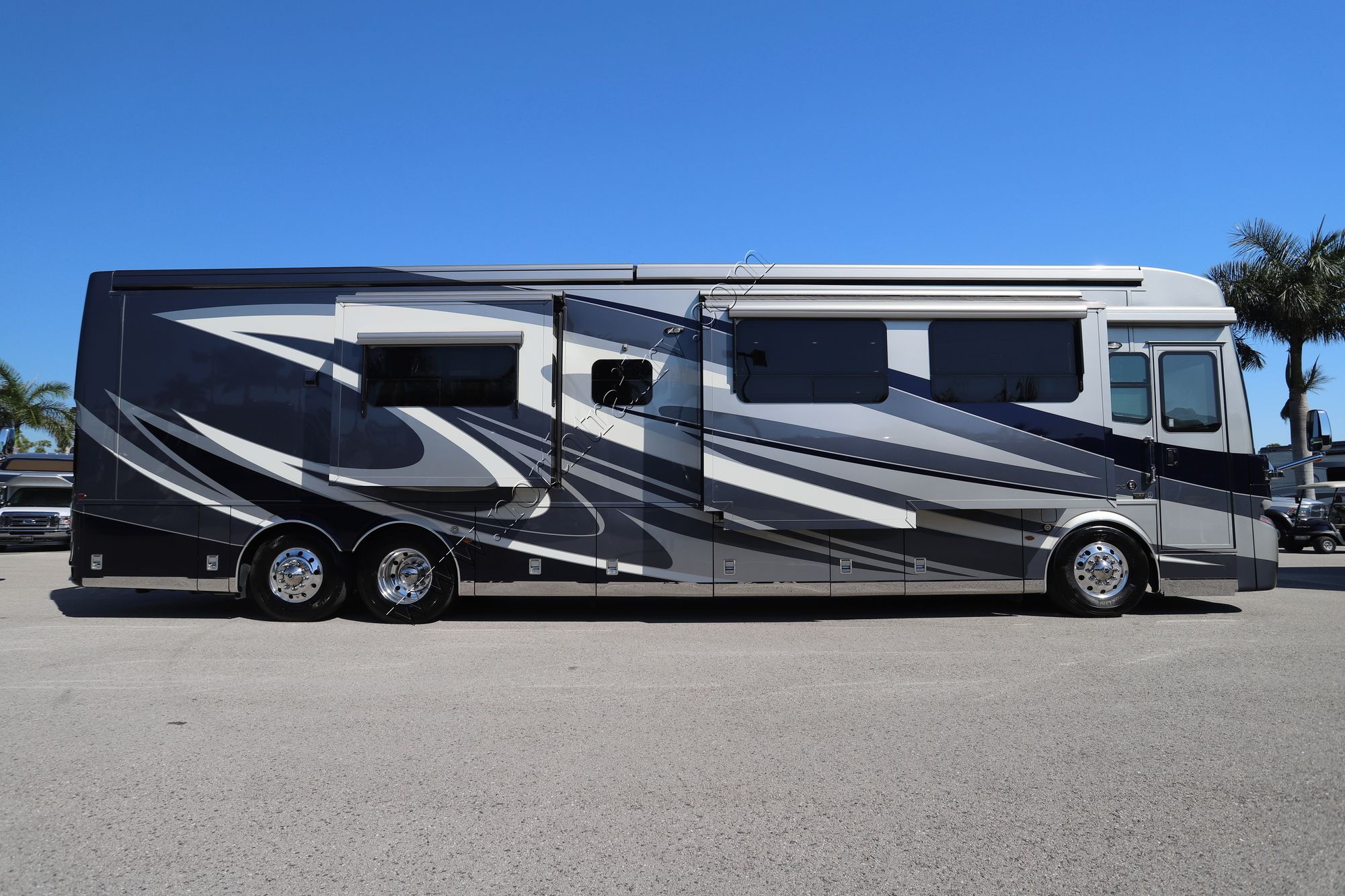 Used 2018 Newmar Essex 4533 Class A  For Sale