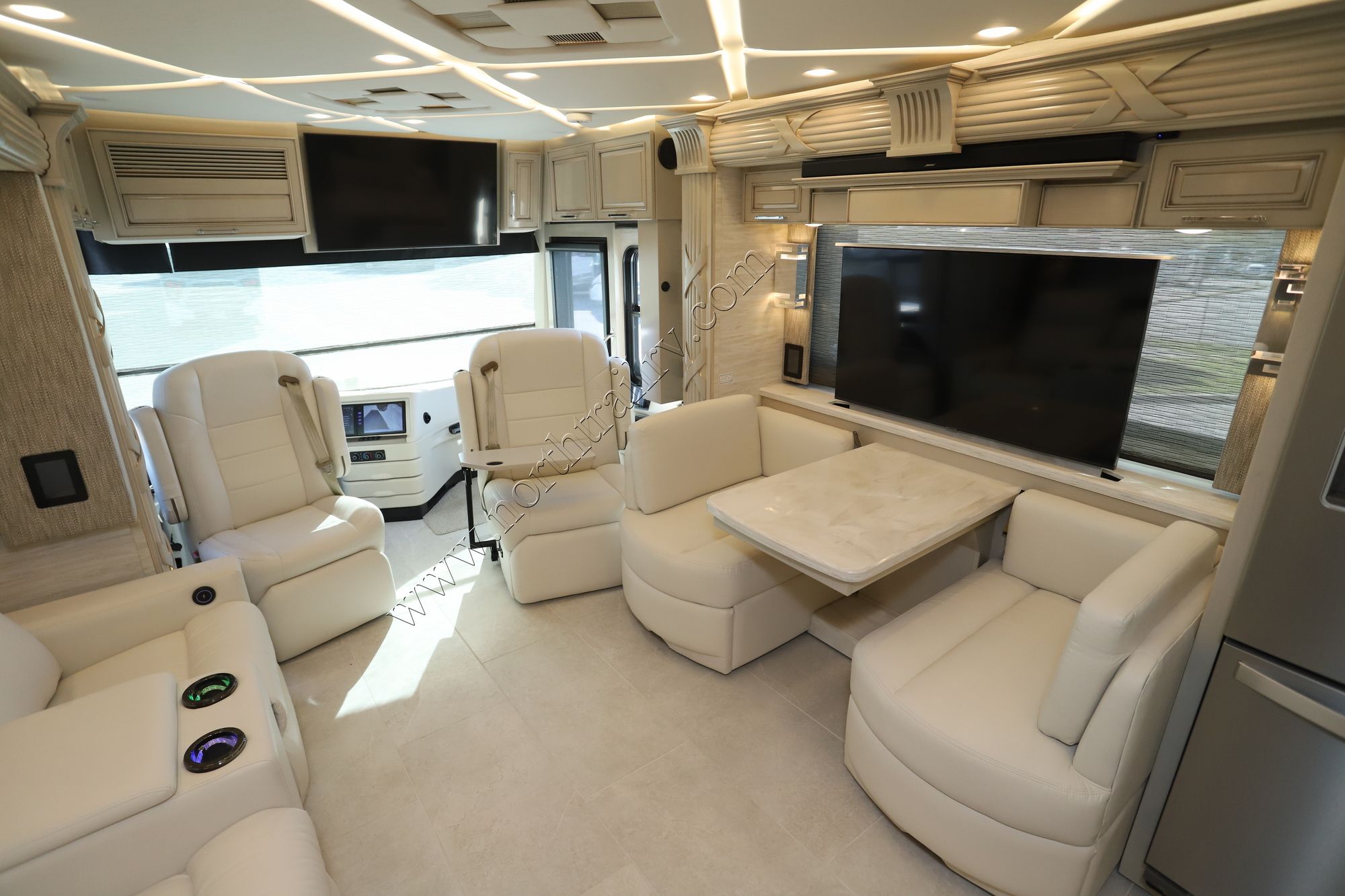 New 2024 Newmar Mountain Aire 3825 Class A  For Sale