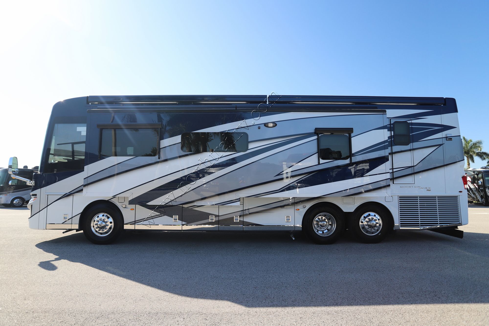 New 2024 Newmar Mountain Aire 3825 Class A  For Sale