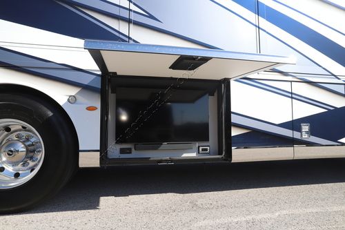 2024 Newmar Mountain Aire 3825