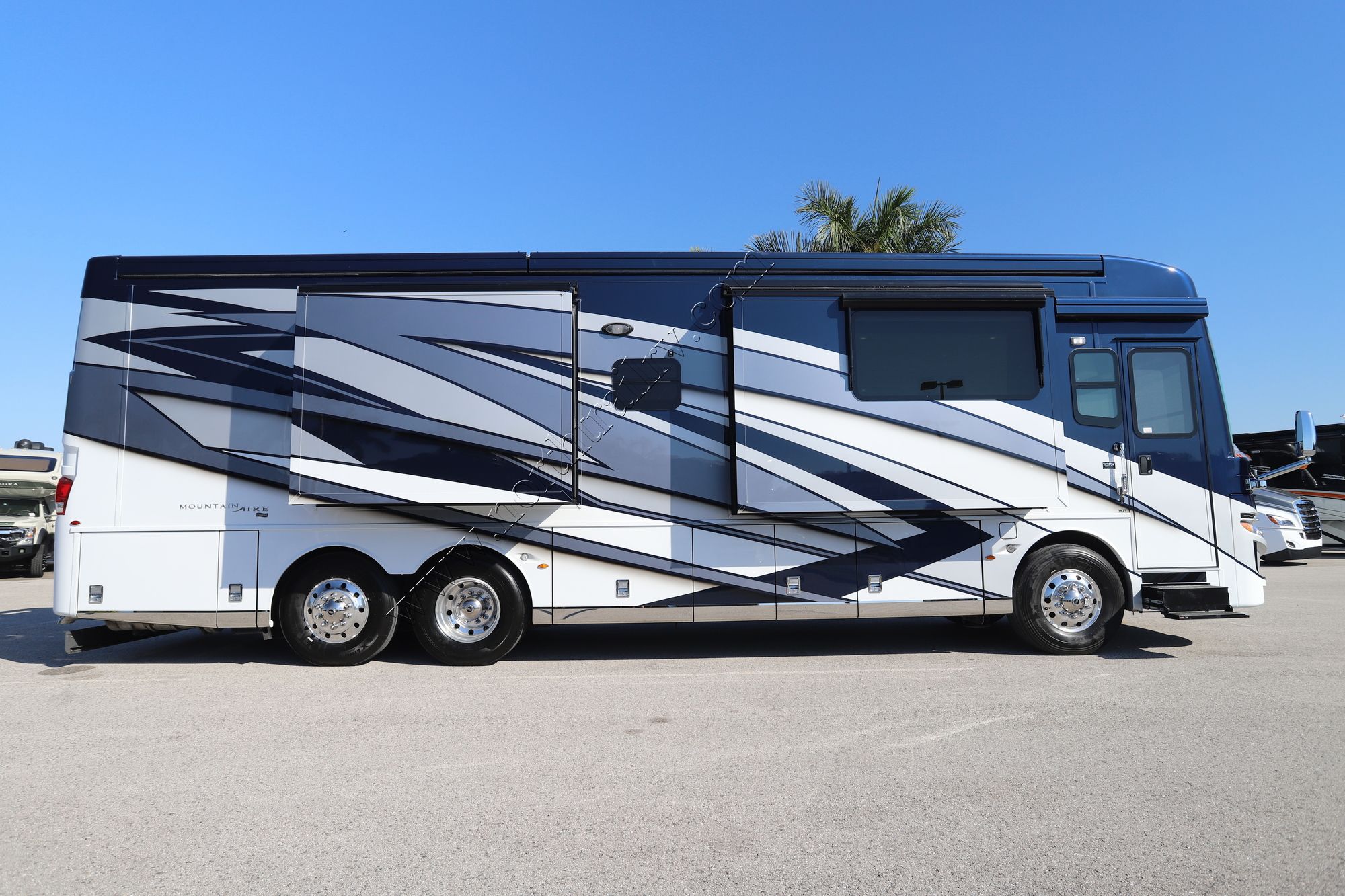 New 2024 Newmar Mountain Aire 3825 Class A  For Sale