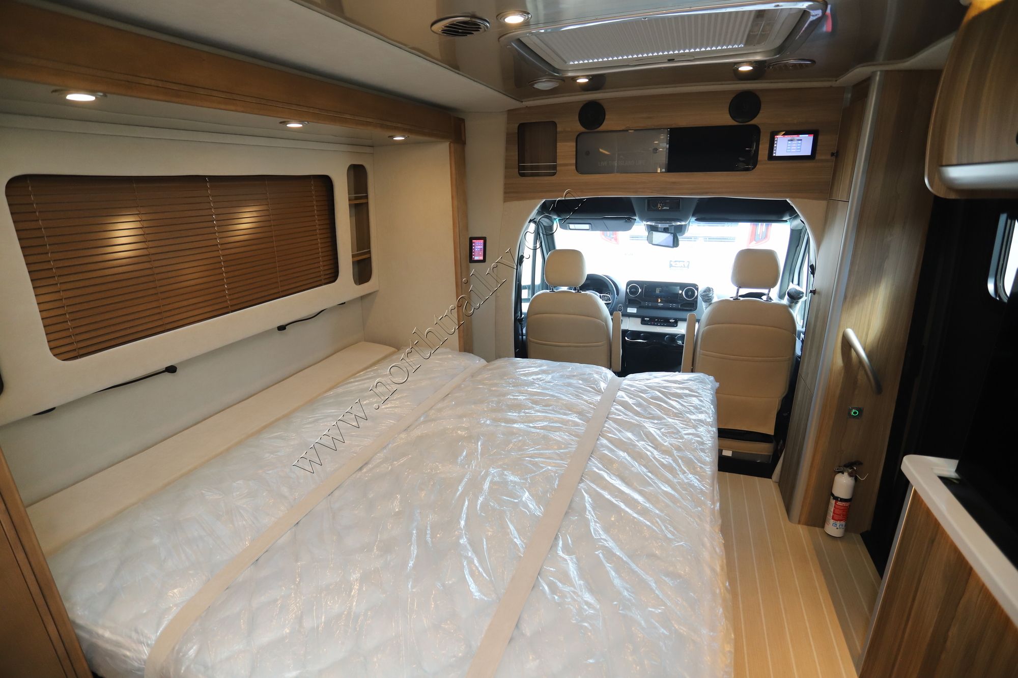 New 2024 Airstream Atlas Tommy Bahama Class C  For Sale