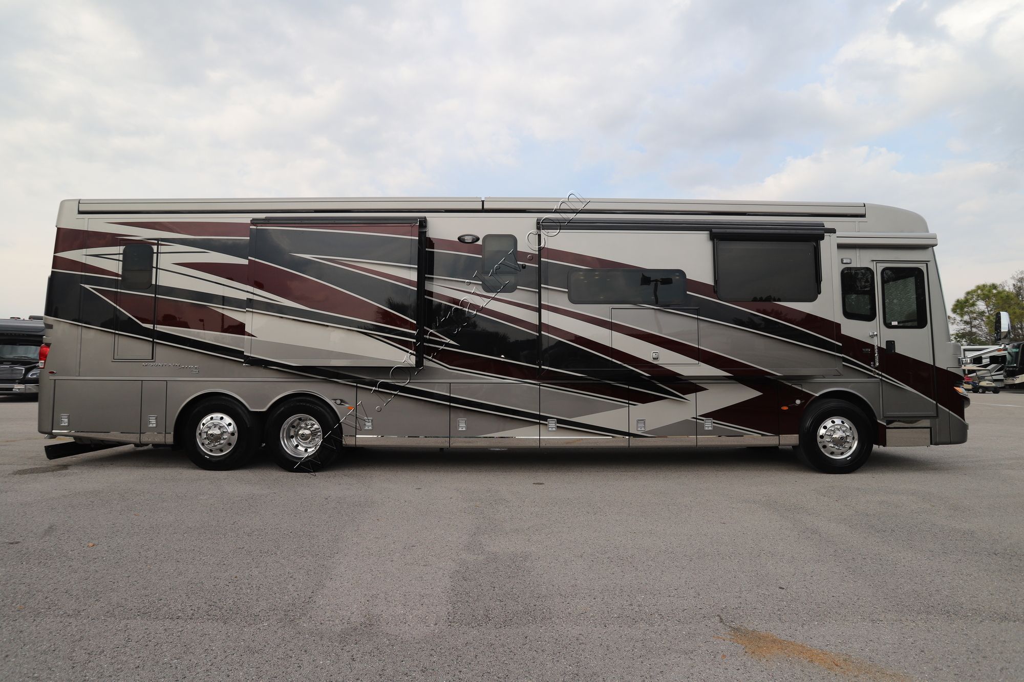 New 2024 Newmar Mountain Aire 4551 Class A  For Sale