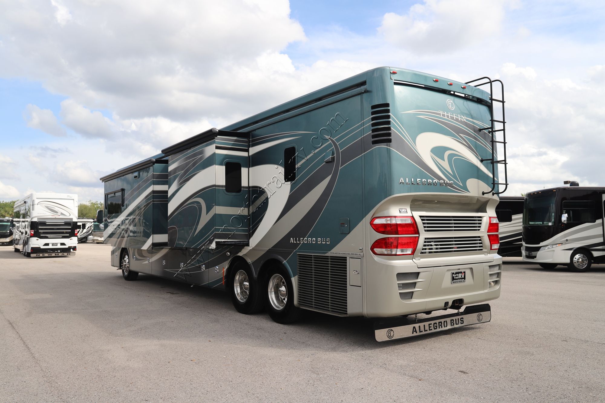 Used 2018 Tiffin Motor Homes Allegro Bus 45OPP Class A  For Sale