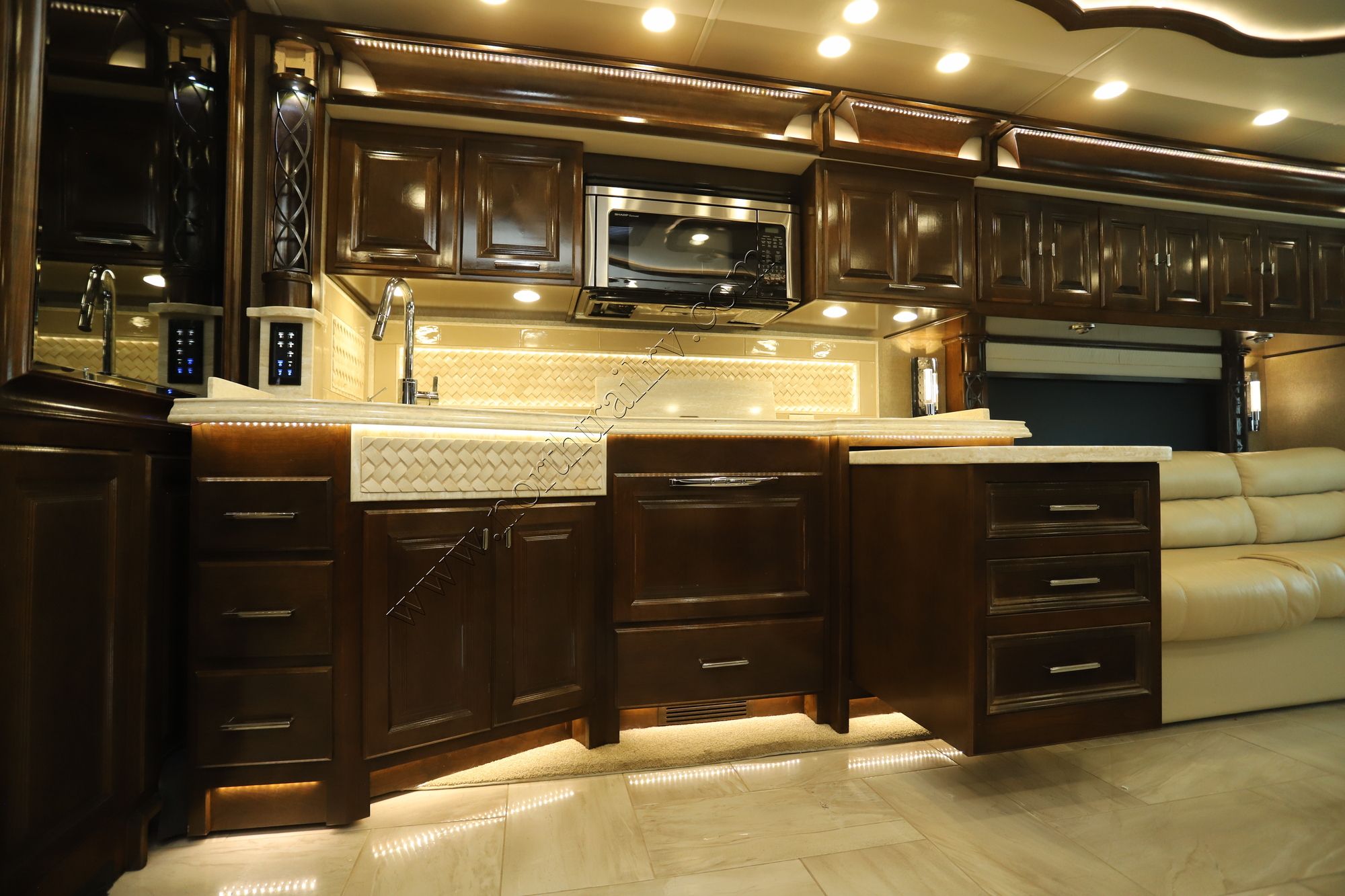 Used 2018 Tiffin Motor Homes Allegro Bus 45OPP Class A  For Sale