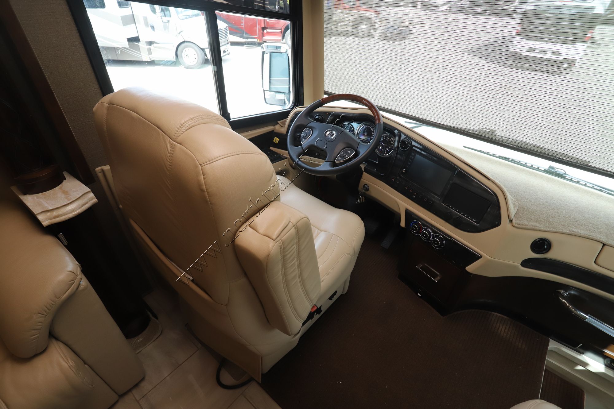 Used 2018 Tiffin Motor Homes Allegro Bus 45OPP Class A  For Sale