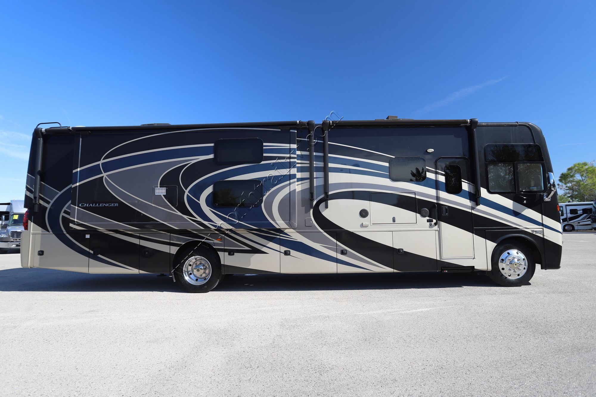 Used 2018 Thor Challenger 37TB Class A  For Sale