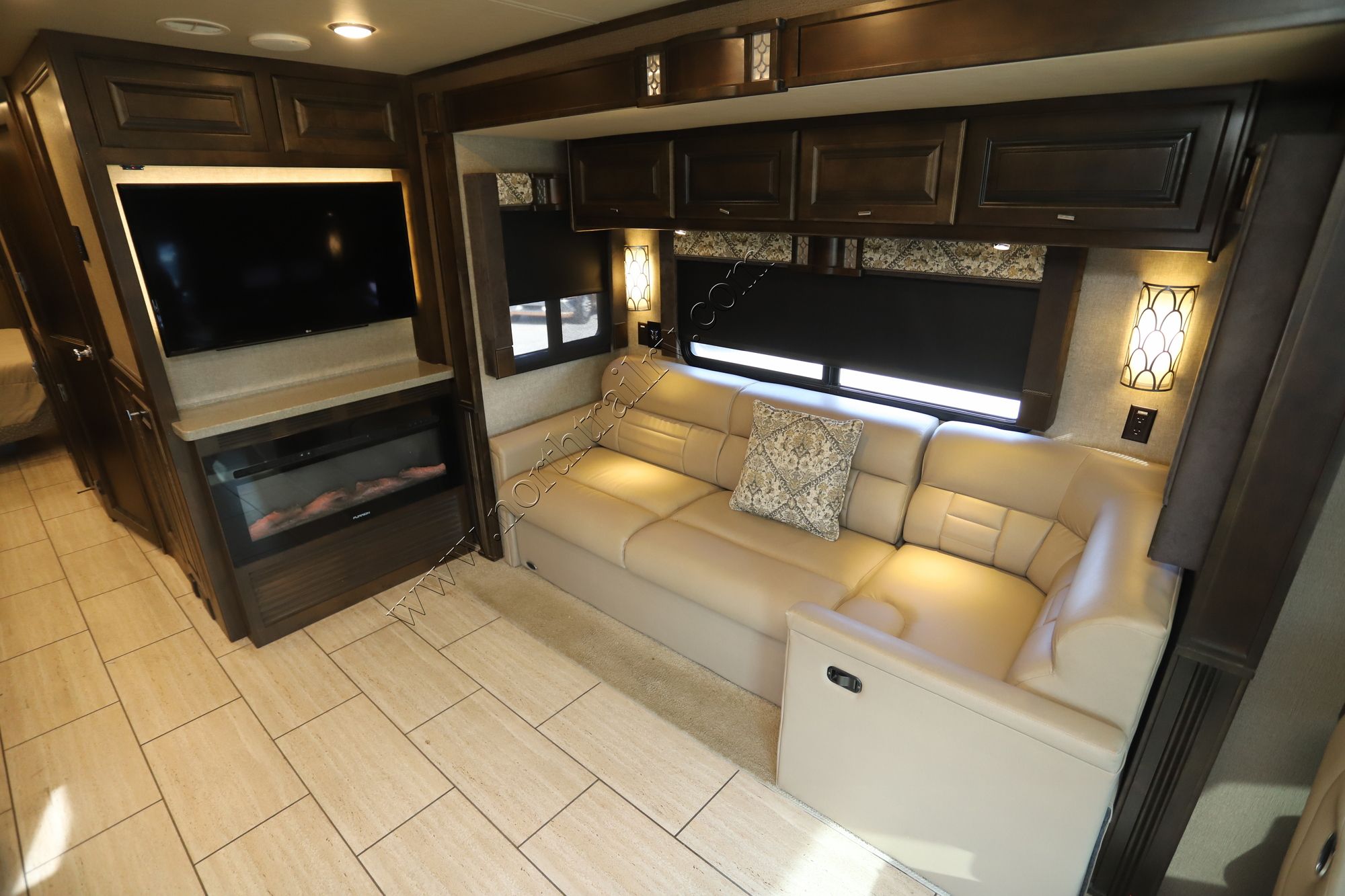 Used 2018 Tiffin Motor Homes Allegro 34PA Class A  For Sale