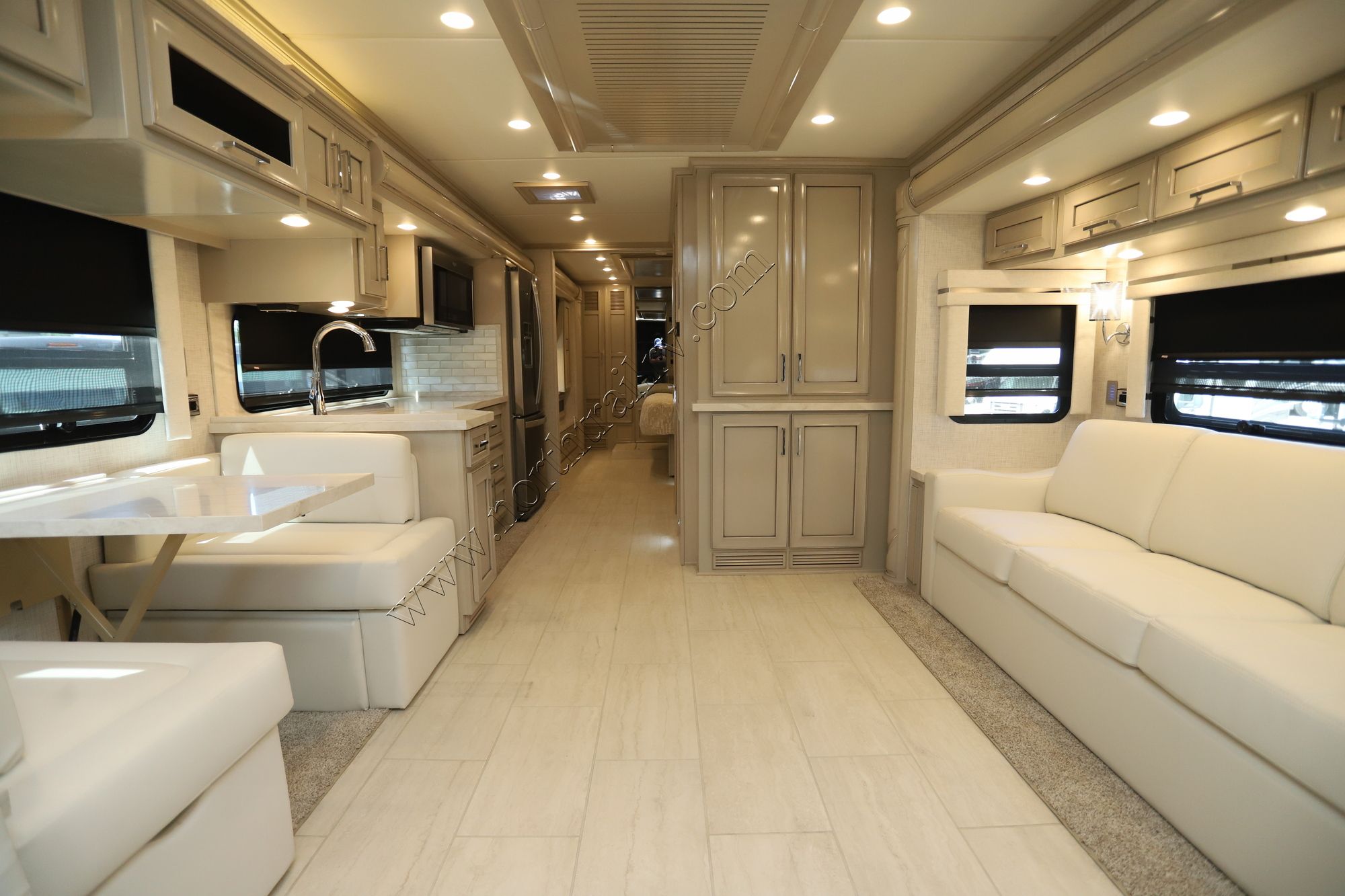 New 2024 Newmar Ventana 3512 Class A  For Sale