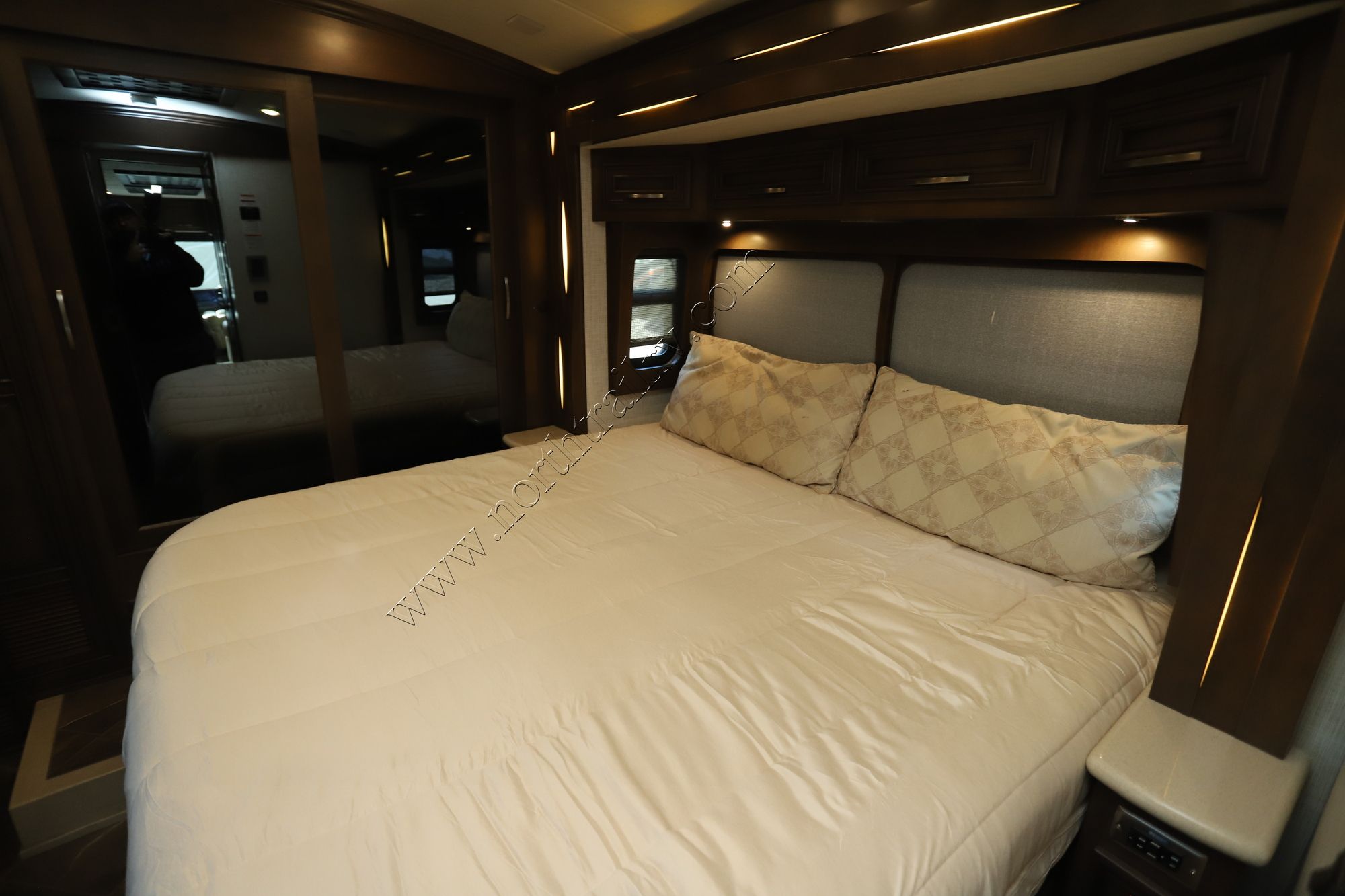 Used 2020 Newmar New Aire 3541 Class A  For Sale