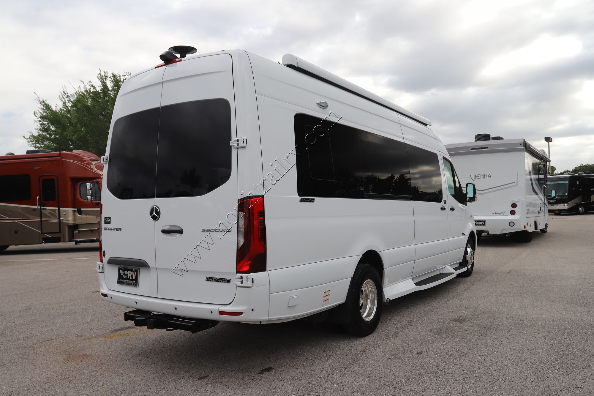 Used 2023 Midwest Passage 170 Ext MD4 Class B  For Sale