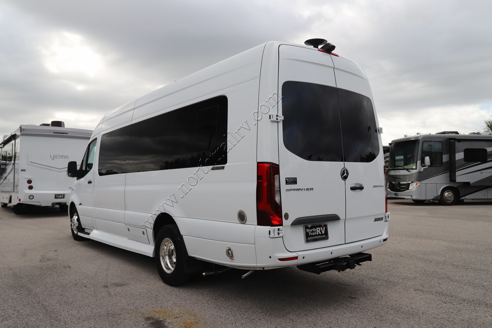 Used 2023 Midwest Passage 170 Ext MD4 Class B  For Sale